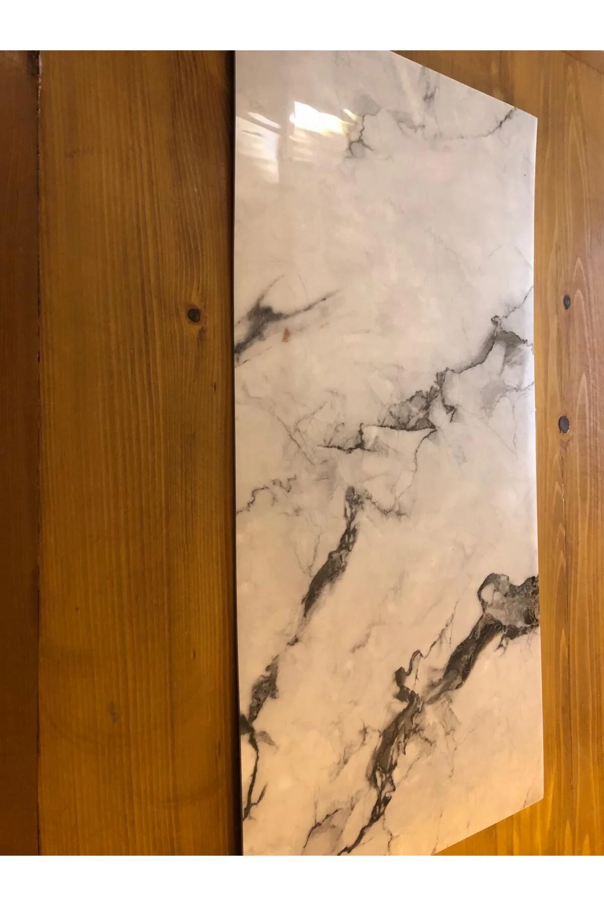 30x60cm Kırçıllı Mermer Desenli Yapışkanlı Seramik Desen Mutfak B