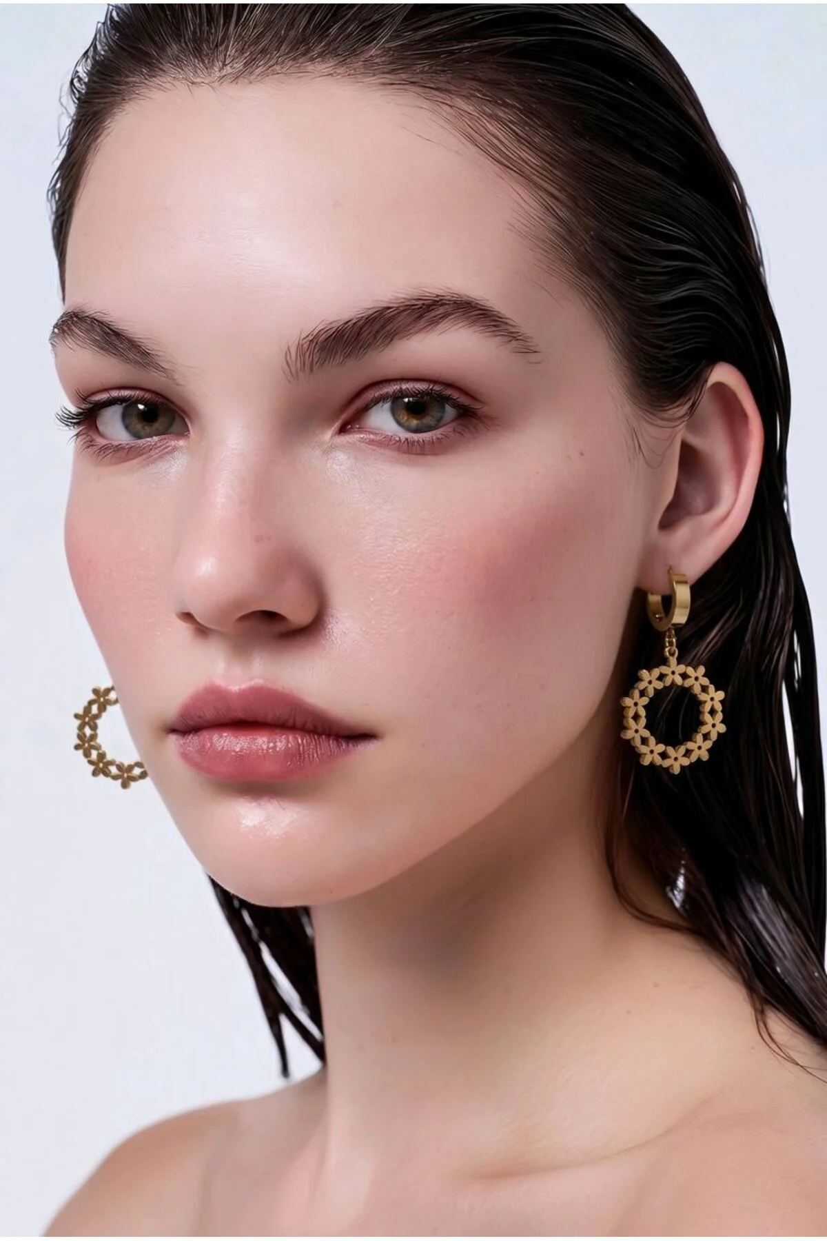 316 L Çelik Gold Renk Unisex Figürlü Küpe