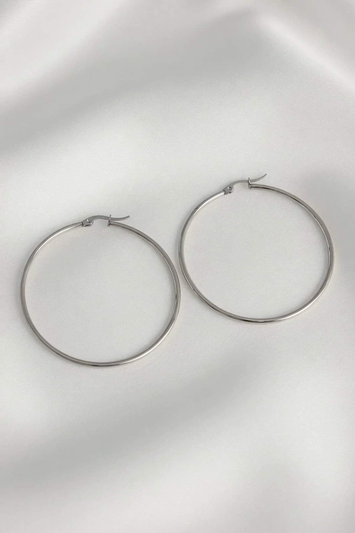 316 Paslanmaz Çelik Gümüş Renk 63 mm Halka Model Kadın Küpe