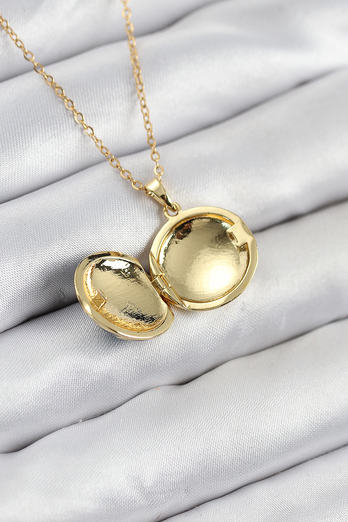 316L Çelik Açılabilr Kapaklı Deniz Model Gold Renk Kadın Kolye -