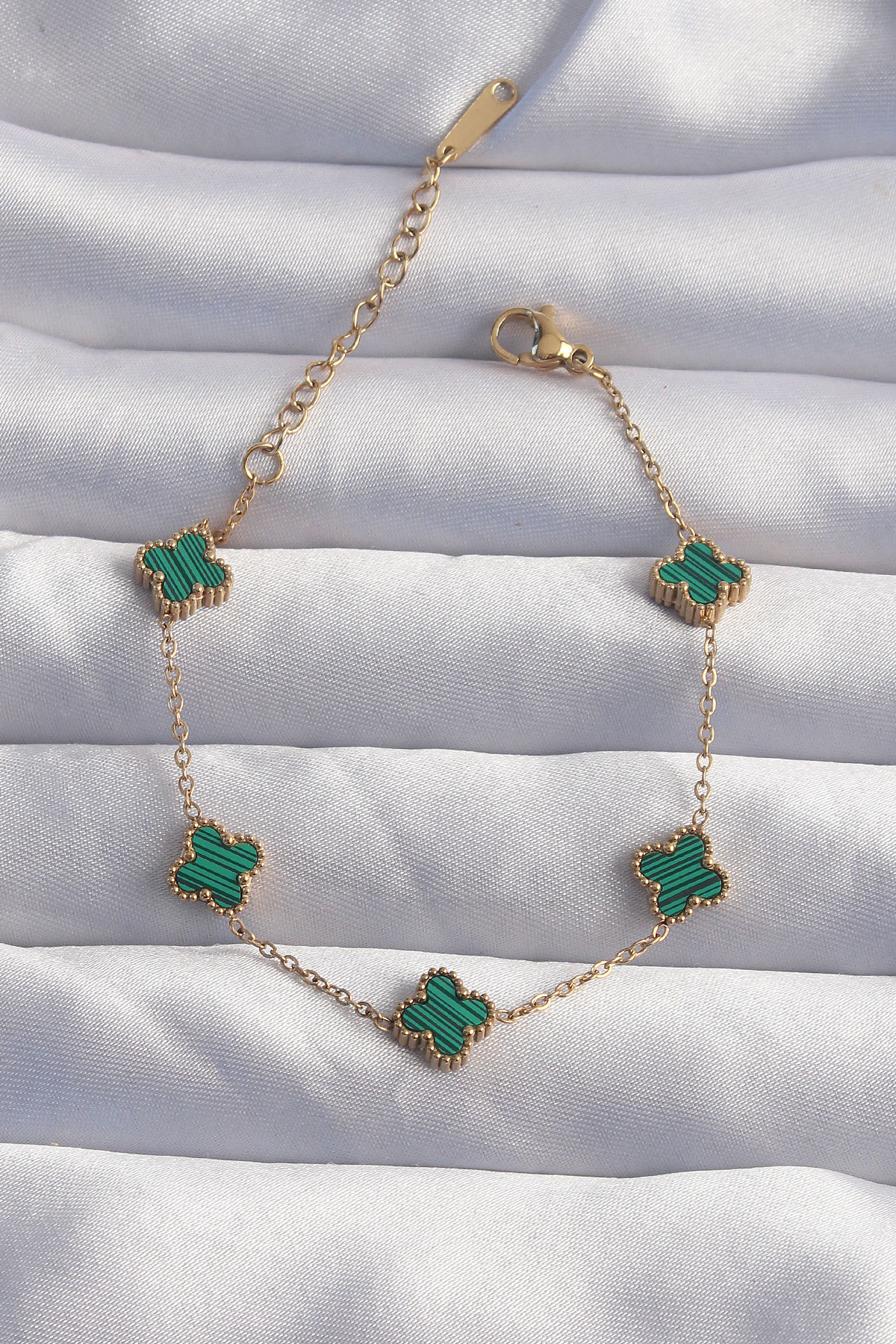 Stillove 316L Çelik Baby Boy Gold Renk Çizgili Yeşil Mineli Yonca Bileklik