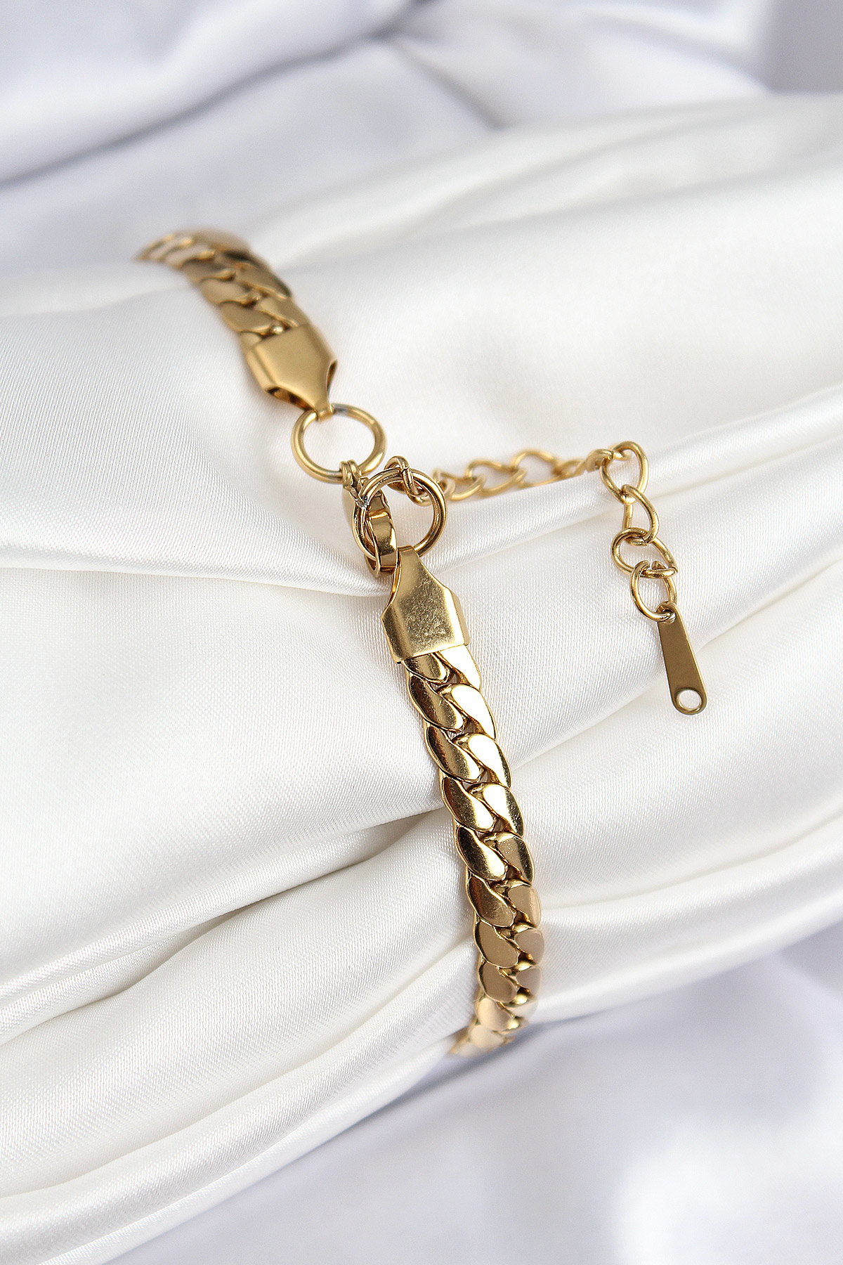 316L Çelik Ezme Zincir Model Gold Renk Kadın Bileklik - TJ-BB7785