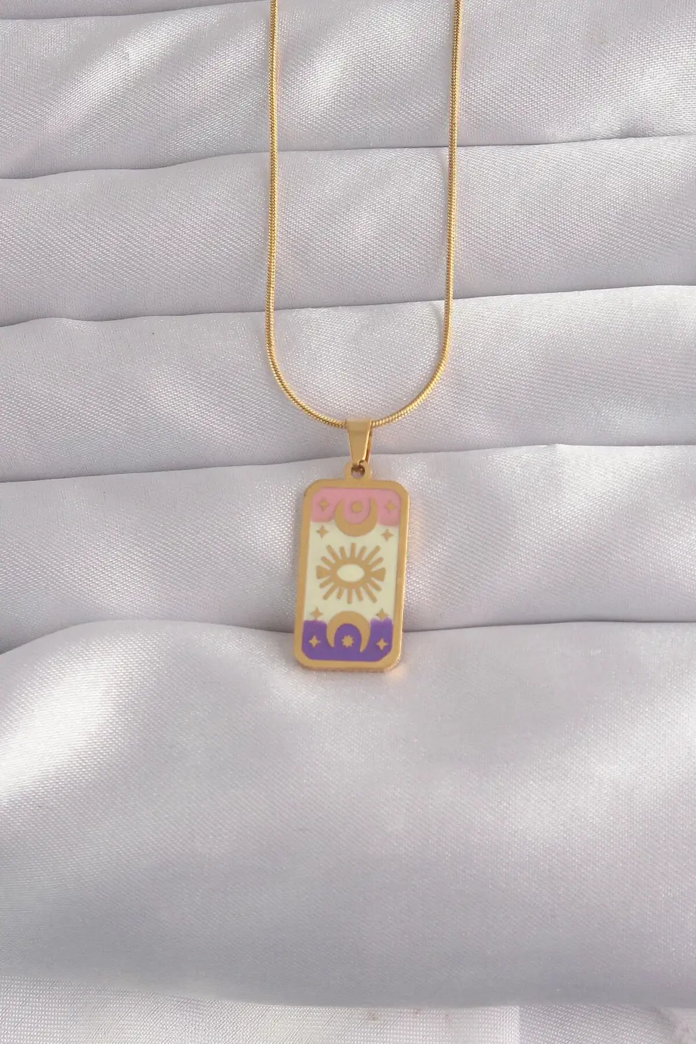 316L Çelik Gold Renk Karışık Mineli Ay Figür Tarot Kolye
