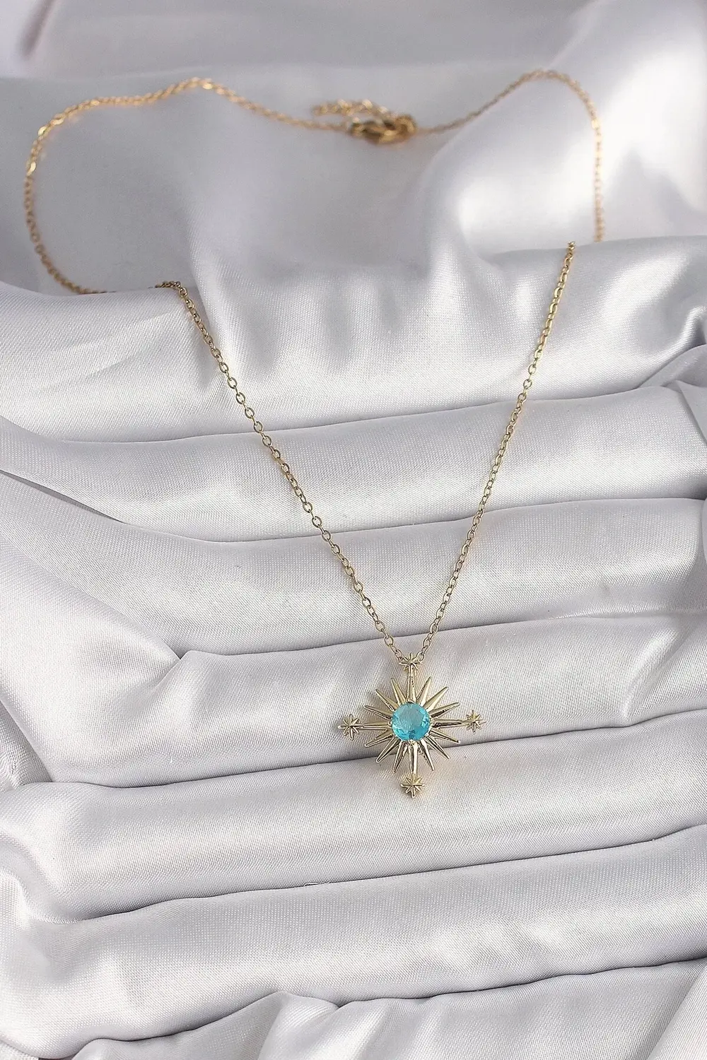 316L Çelik Gold Renk Zincir Mavi Taş Detaylı Kuzey Yıldız Model K