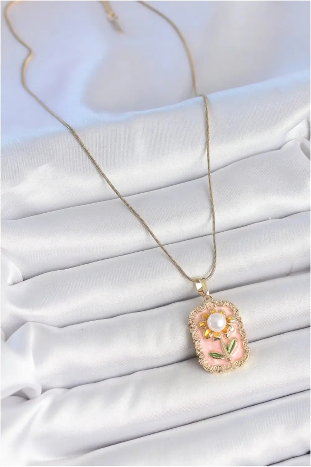 316L Çelik Gold Renk Zincir Pembe Mineli İncli Papatya Model Port