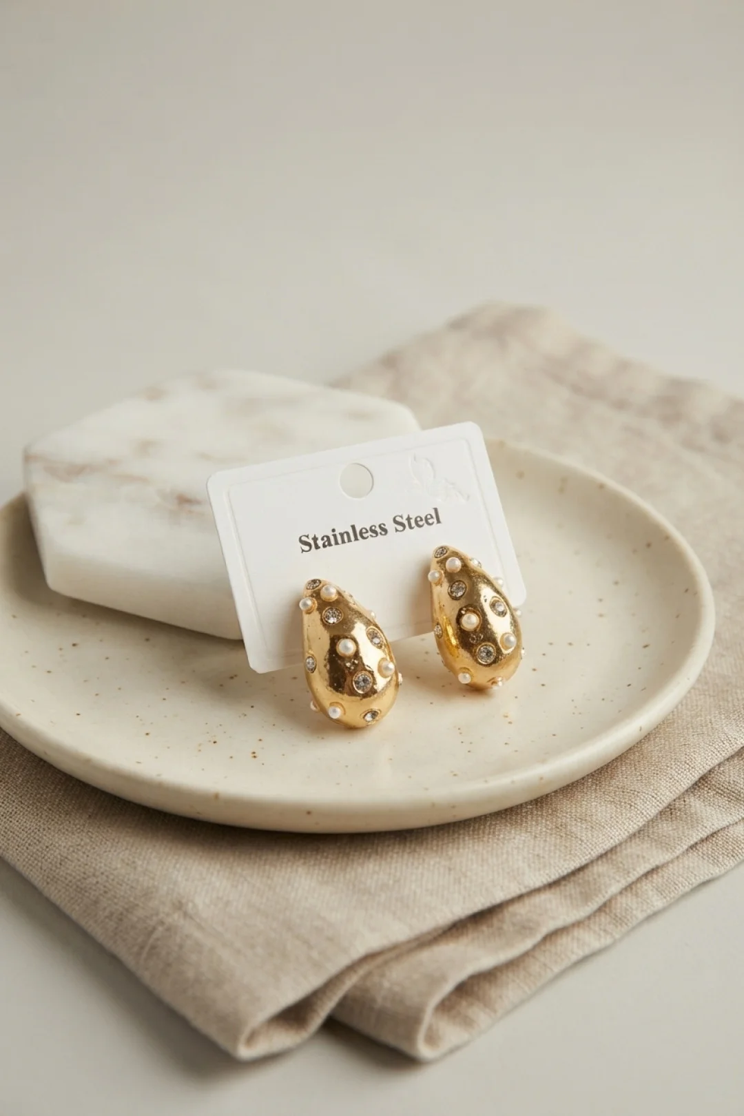 316L Çelik Gold Renk Taşlı Damla Model Küpe TJ-BKP12028 Fiyatı, Yorumları ve Özellikleri