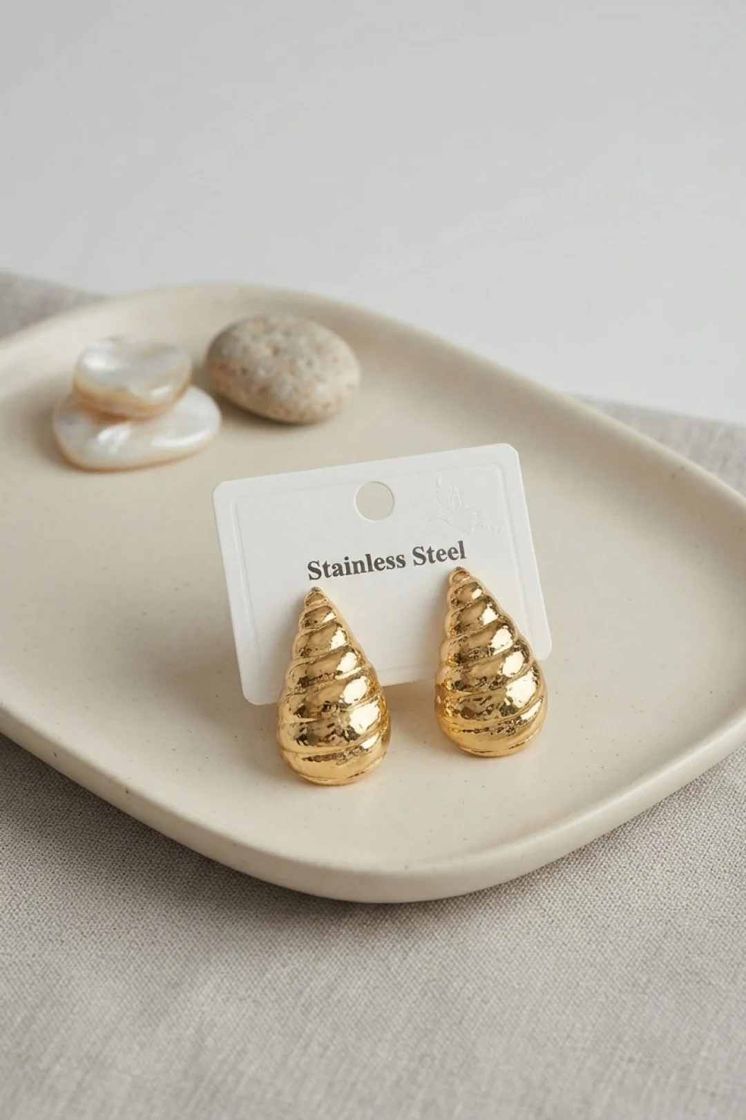 316L Çelik Gold Renk Vintage Damla Model Küpe Fiyatı, Yorumları ve Özellikleri