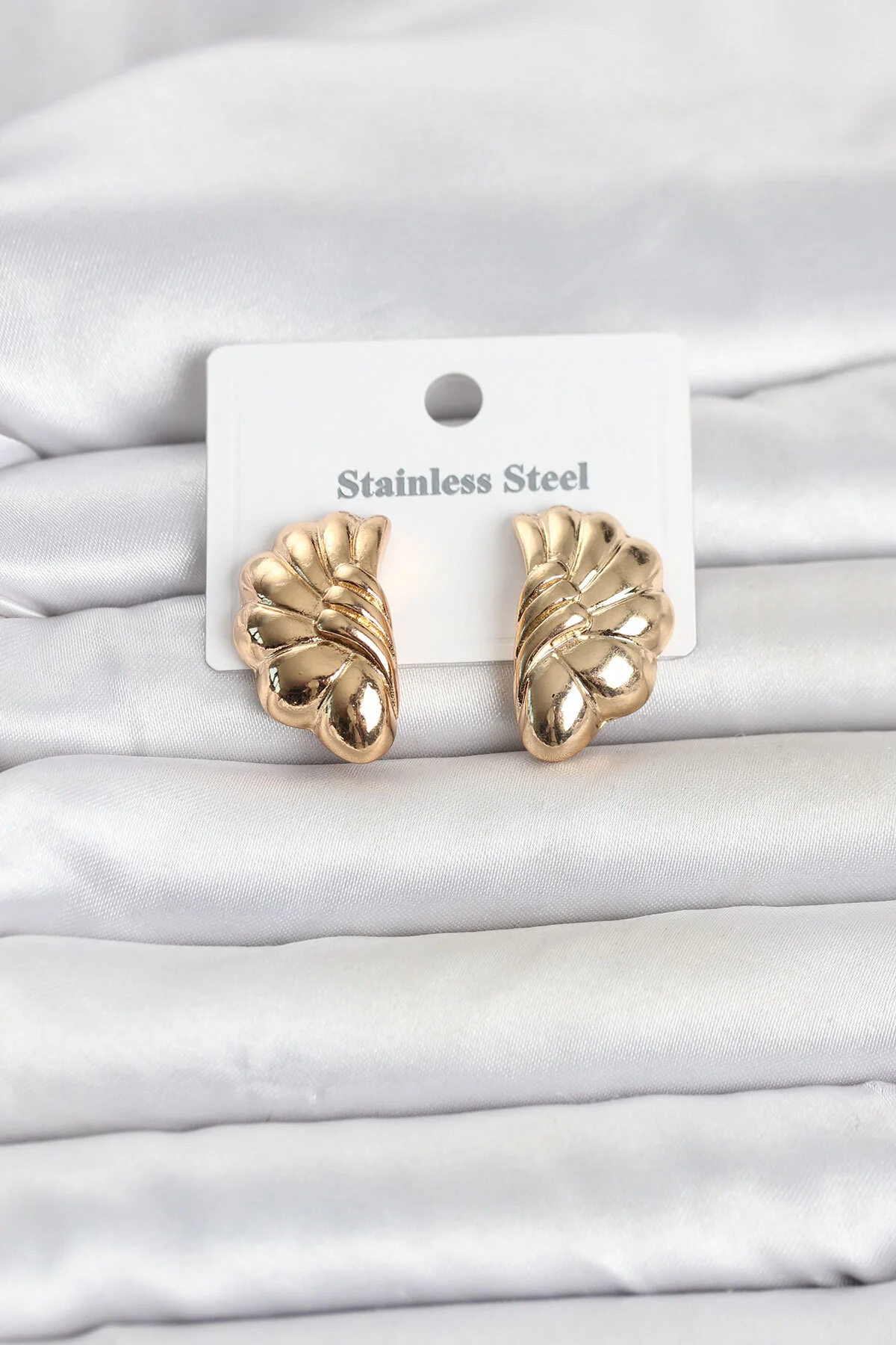 316L Çelik Gold Renk Vintage Model Kadın Küpe