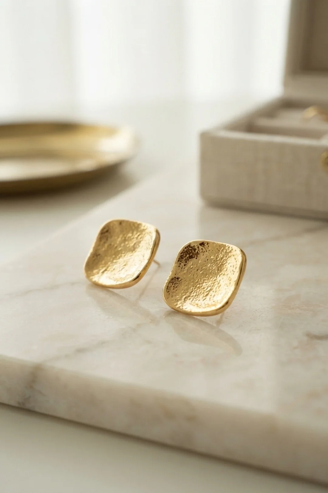 316L Çelik Gold Renk Ters Bombe Model Küpe Fiyatı, Yorumları ve Özellikleri