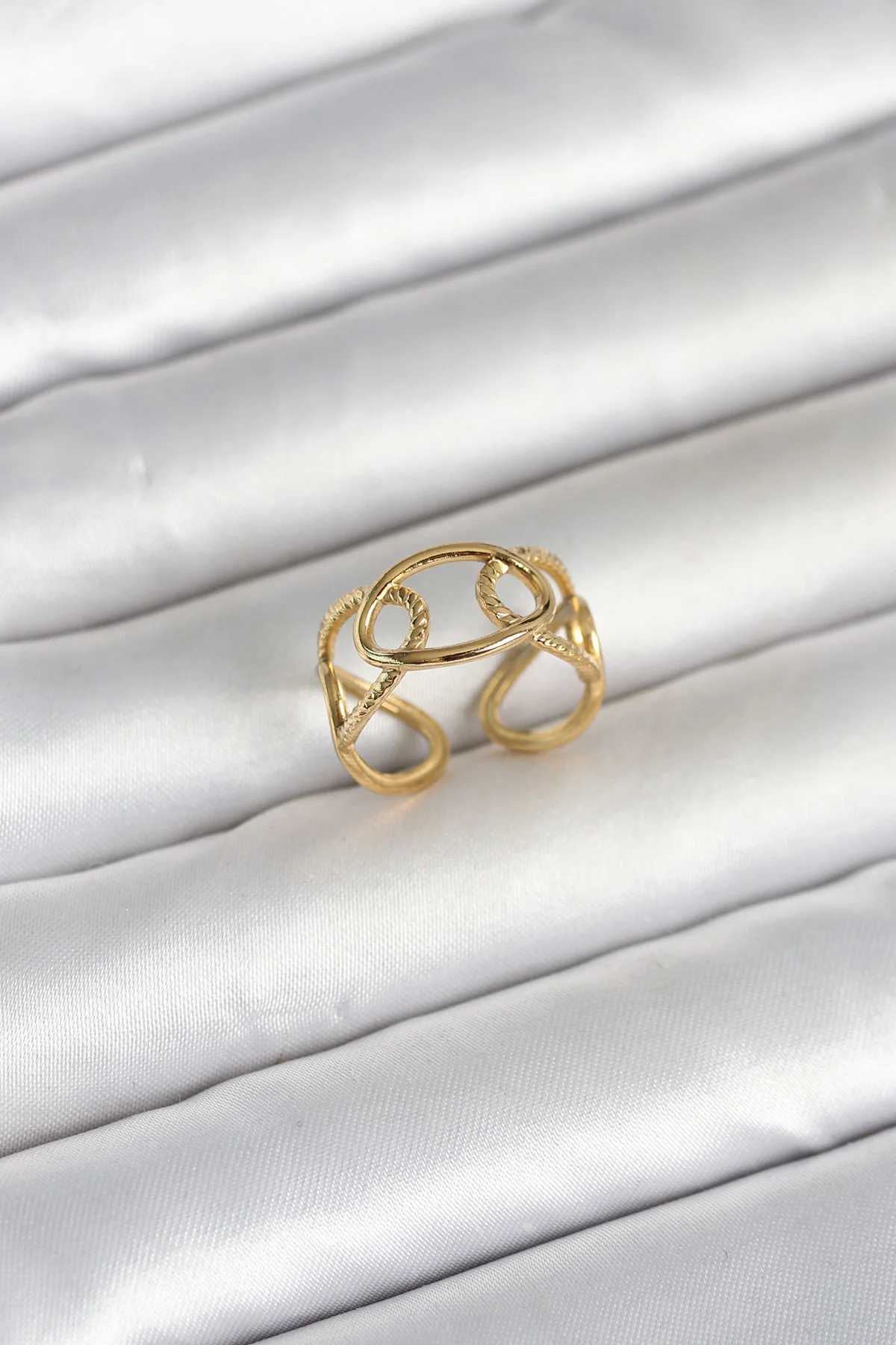 316L Çelik Gold Renk Zincir Model Kadın Yüzük - TJ-BYK4166