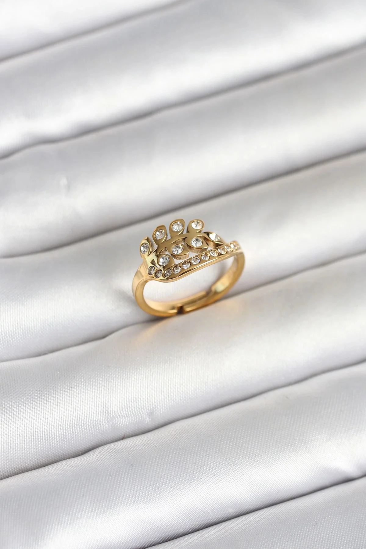 316L Çelik Gold Renk Zirkon Taşlı Kalp Model Kadın Yüzük