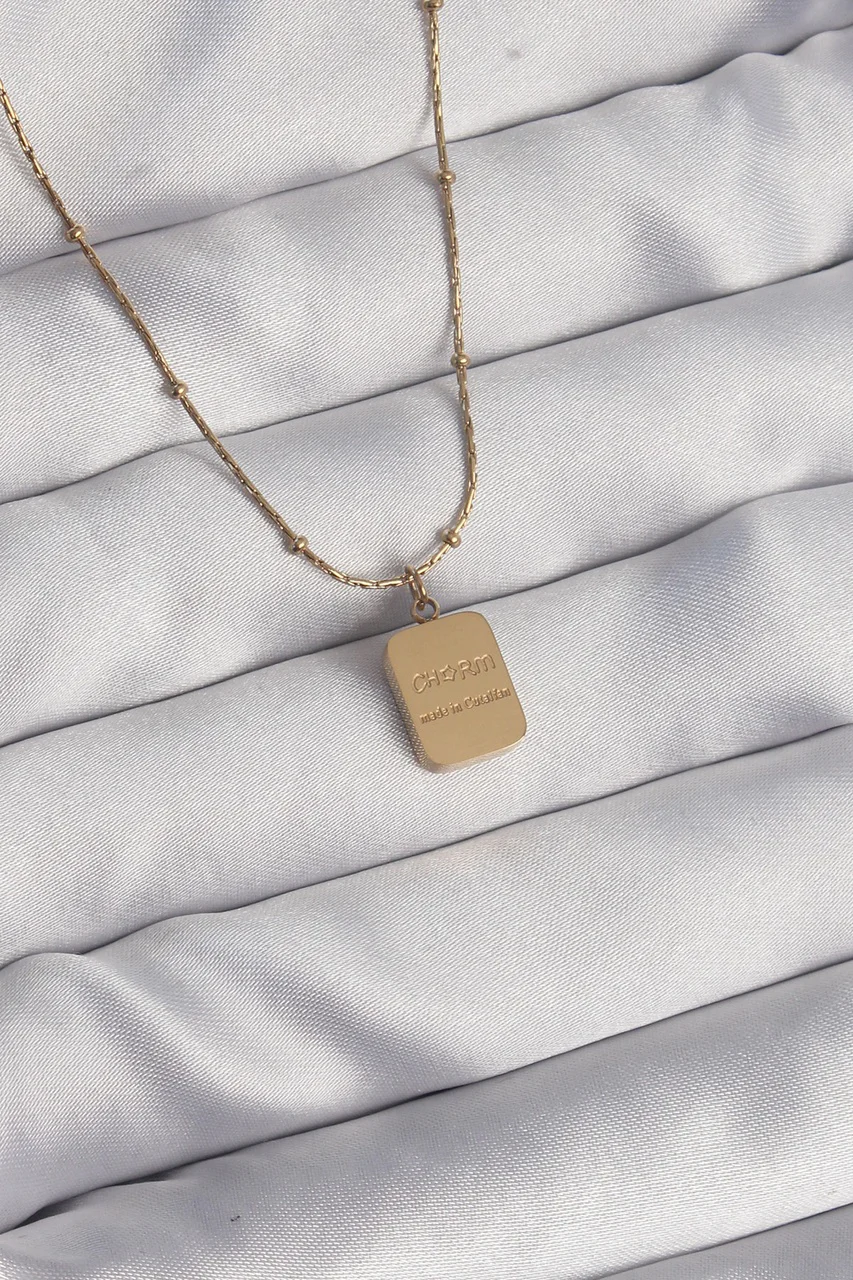 316l Çelik Gold Renk Kare Charm Model Kolye Tj-bko8928 Diğer