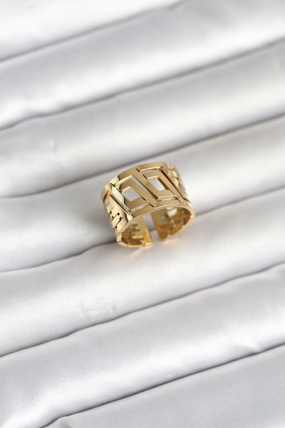 316L Çelik Gold Renk Geometrik Model Kadın Yüzük -1492