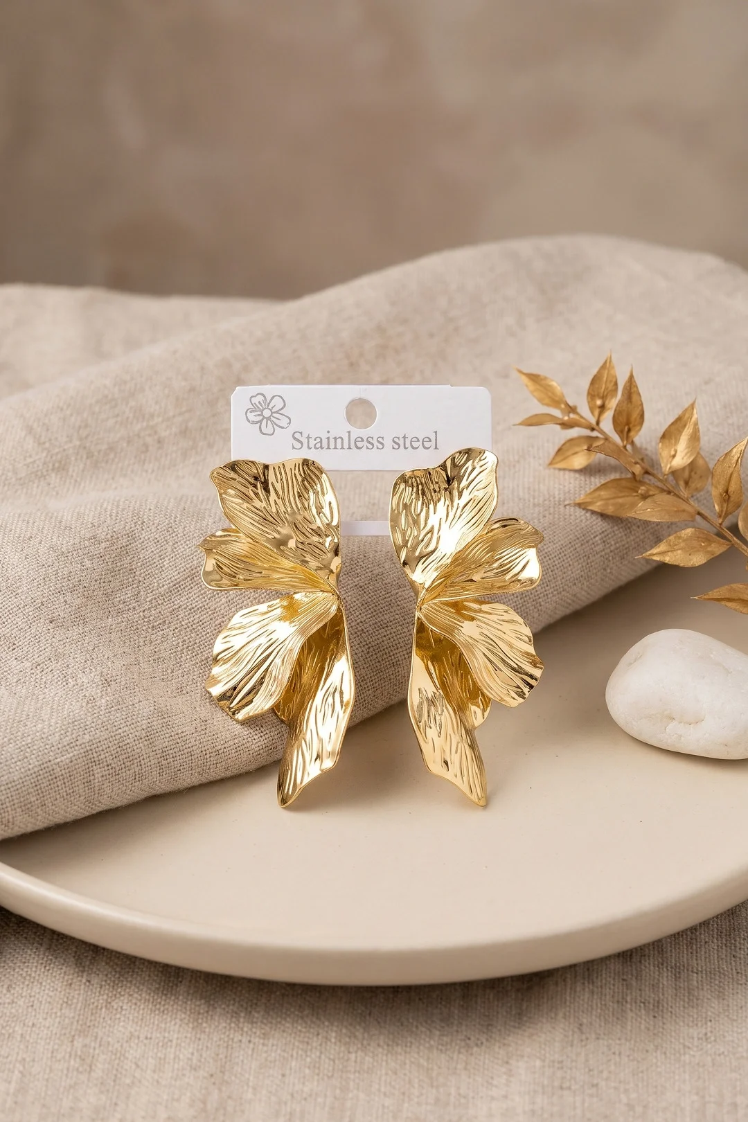 316L Çelik Gold Renk Lotus Yaprak Model Kadın Küpe Fiyatı, Yorumları ve Özellikleri