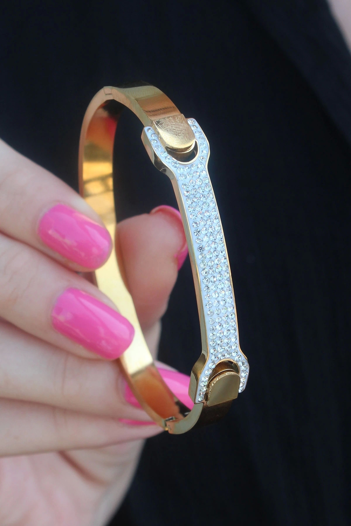 Butik 316L Çelik Gold Renk Zirkon Taşlı Kadın Kelepçe