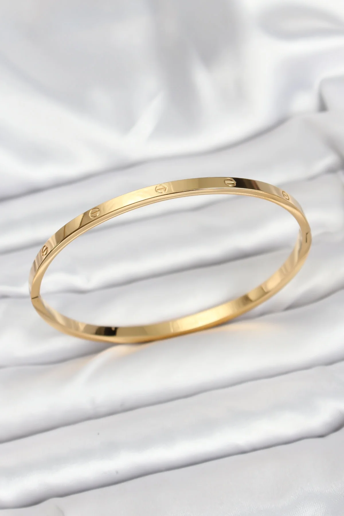 316L Çelik Gold Renk İnce Kadın Kelepçe Bilekliği 65 mm - Günlük Kullanıma Uygun