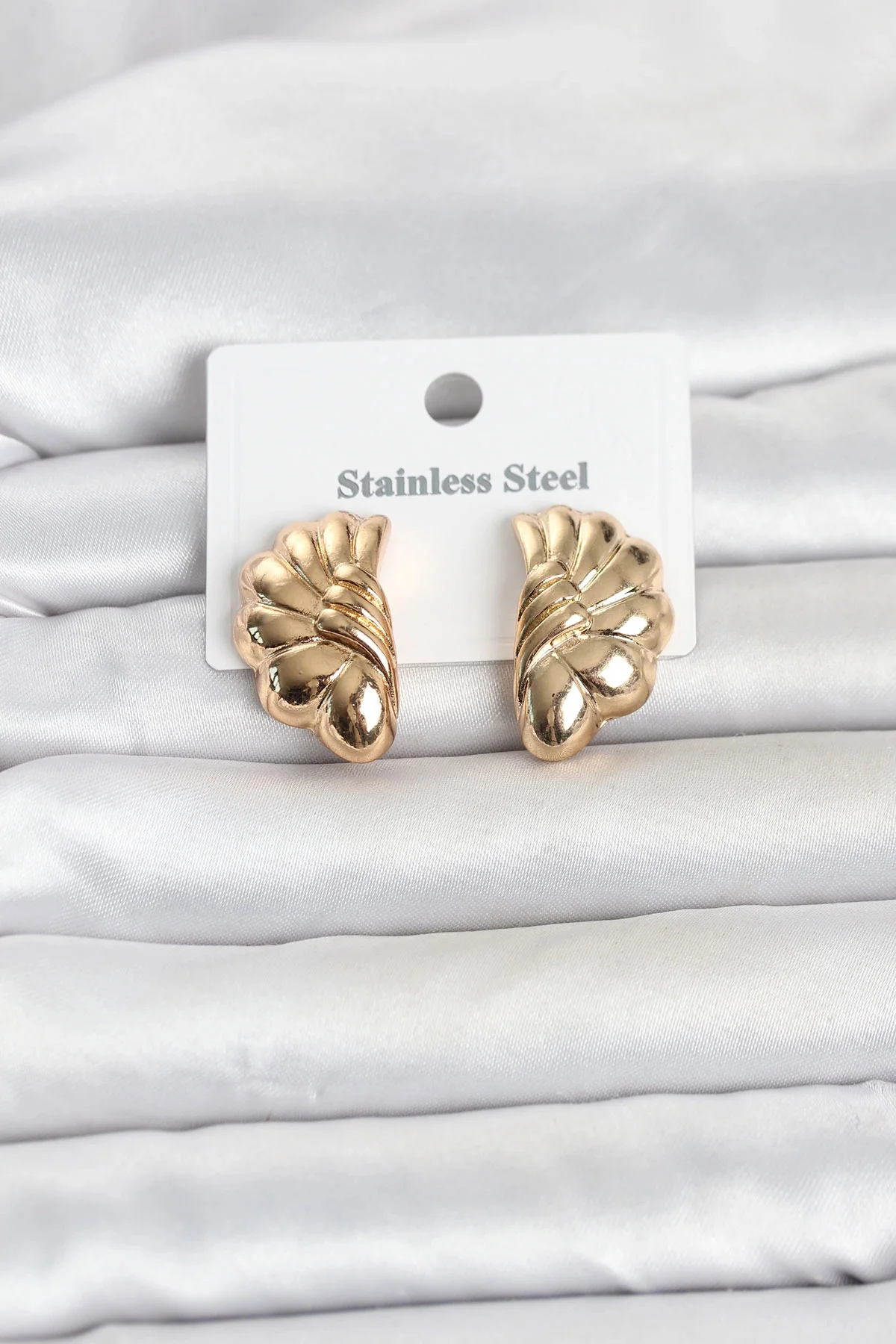316L Çelik Gold Renk Vintage Model Kadın Küpe