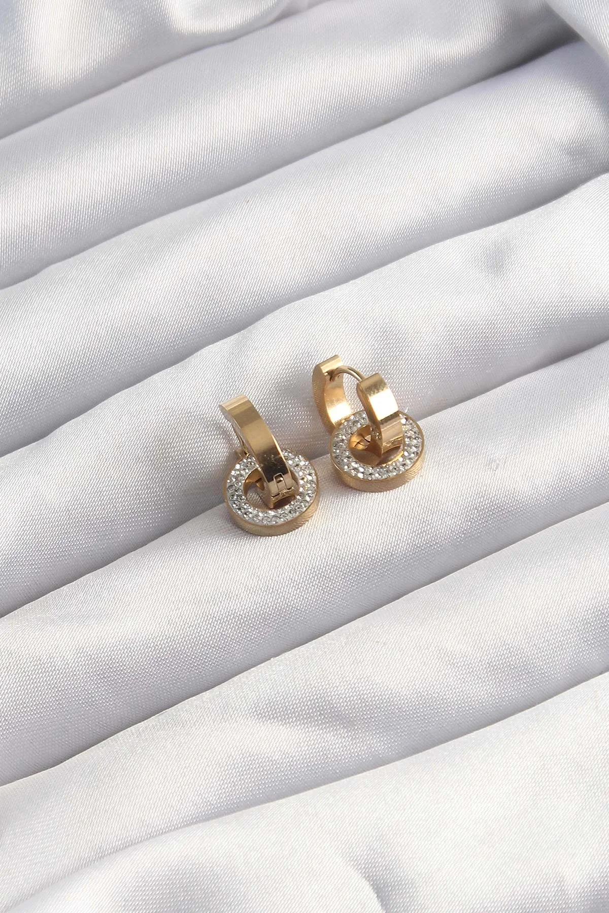 316L Çelik Gold Renk Zirkon Taşlı Halka Model Küpe - Görsel 2