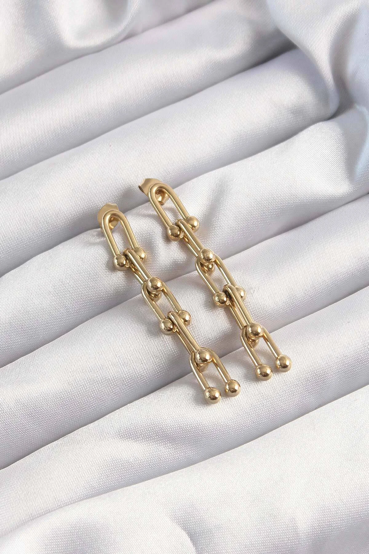 316L Çelik Gold Renk Sallantılı Model Küpe - Görsel 2