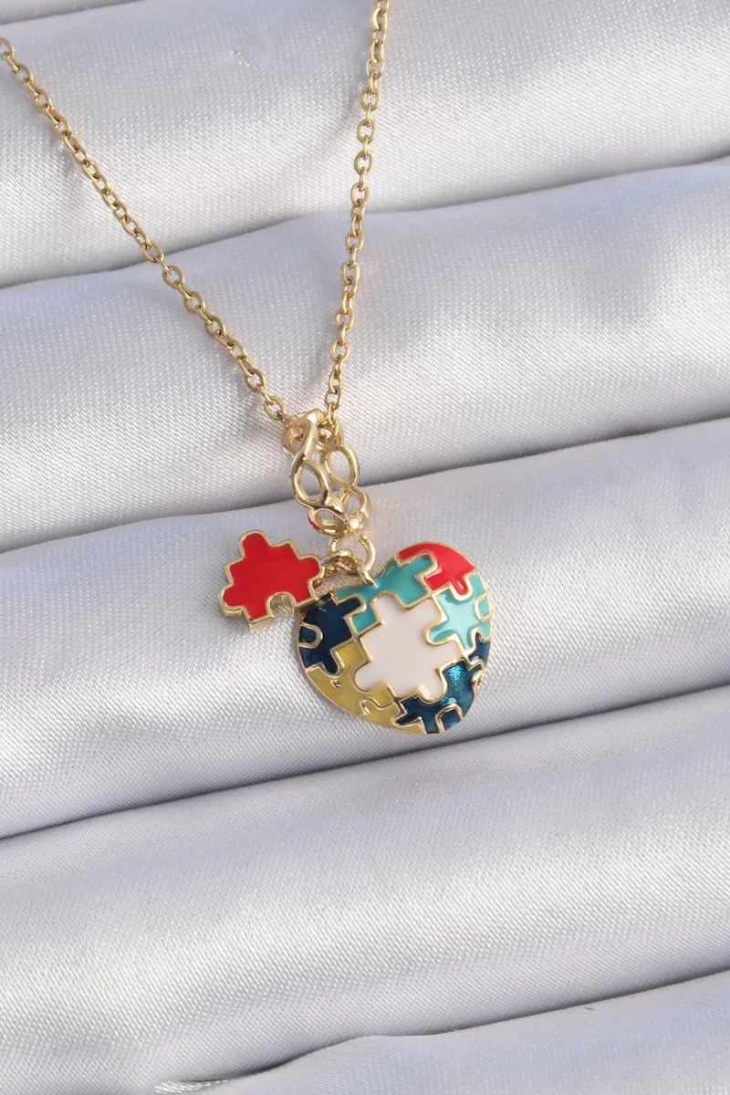 316L Çelik Gold Renk Yapboz Motif Kalp Figür Charm Model Kadın Ko