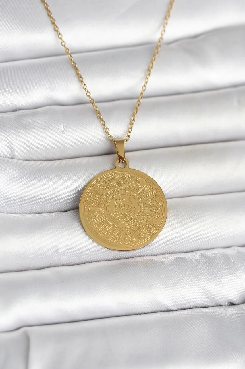 316l Çelik Gold Renk Ayetel Kürsi Yazılı Kolye - Lisinya Diğer