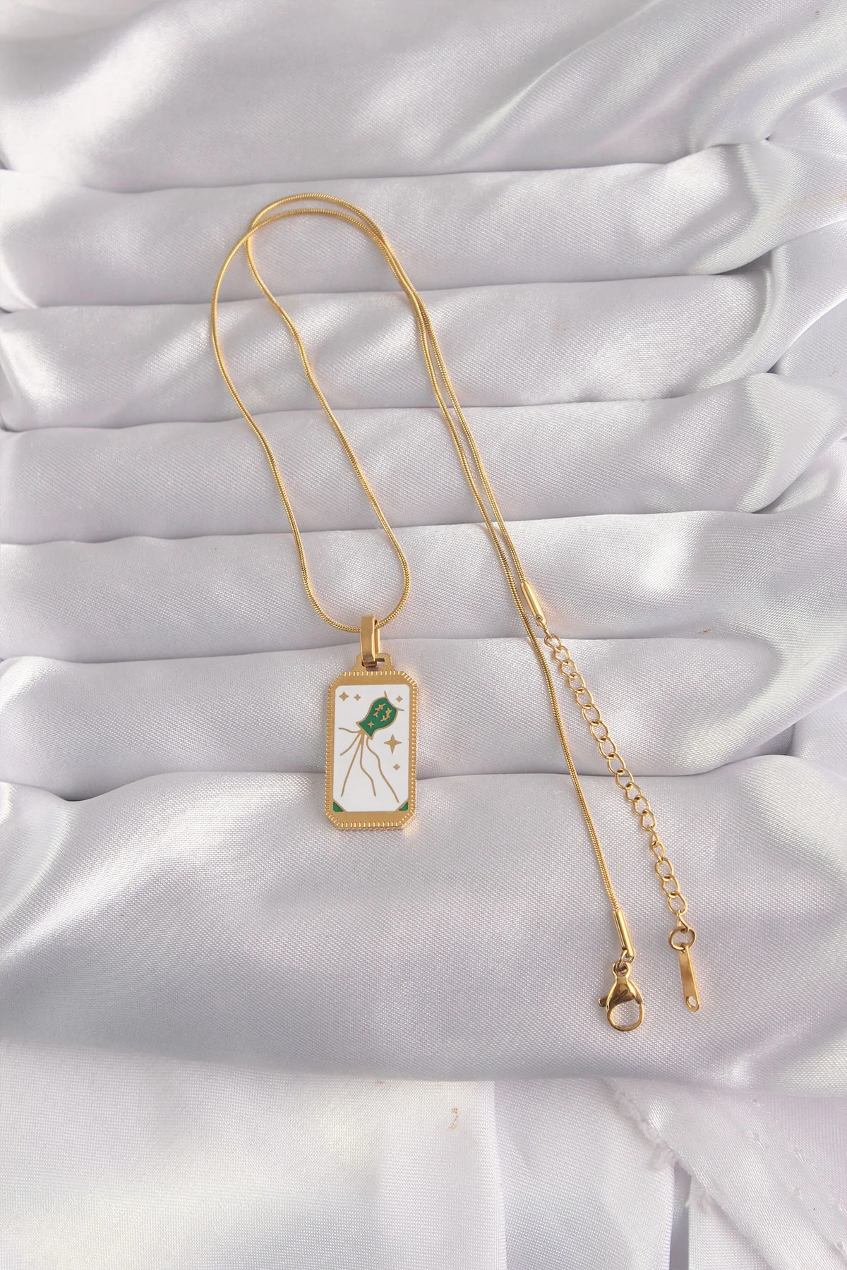 316L Çelik Gold Renk Beyaz Mineli Tarot Kolye 5886 - Paslanmaz ve Etkileyici