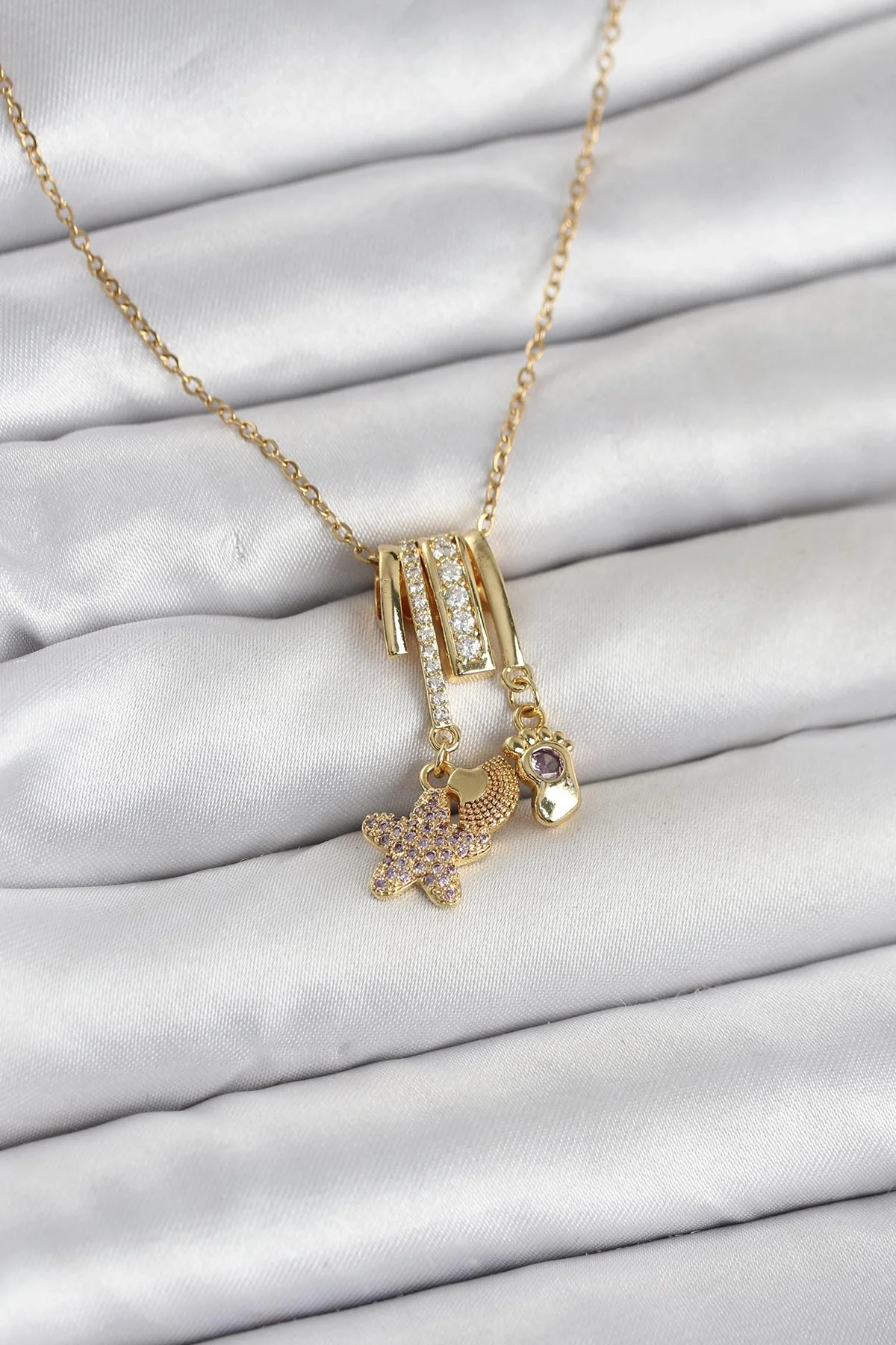 316L Çelik Gold Zirkon Taşlı Deniz Tema Charmlı Kadın Kolye 316L Çelik Gold Zirkon Taşlı Deniz Tema Charmlı Kadın Kolye