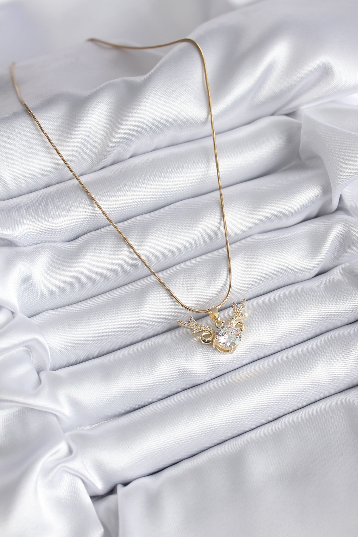 316L Çelik Gold Renk Zirkon Taşlı Boynuz Model Kadın Kolye - TJ-B