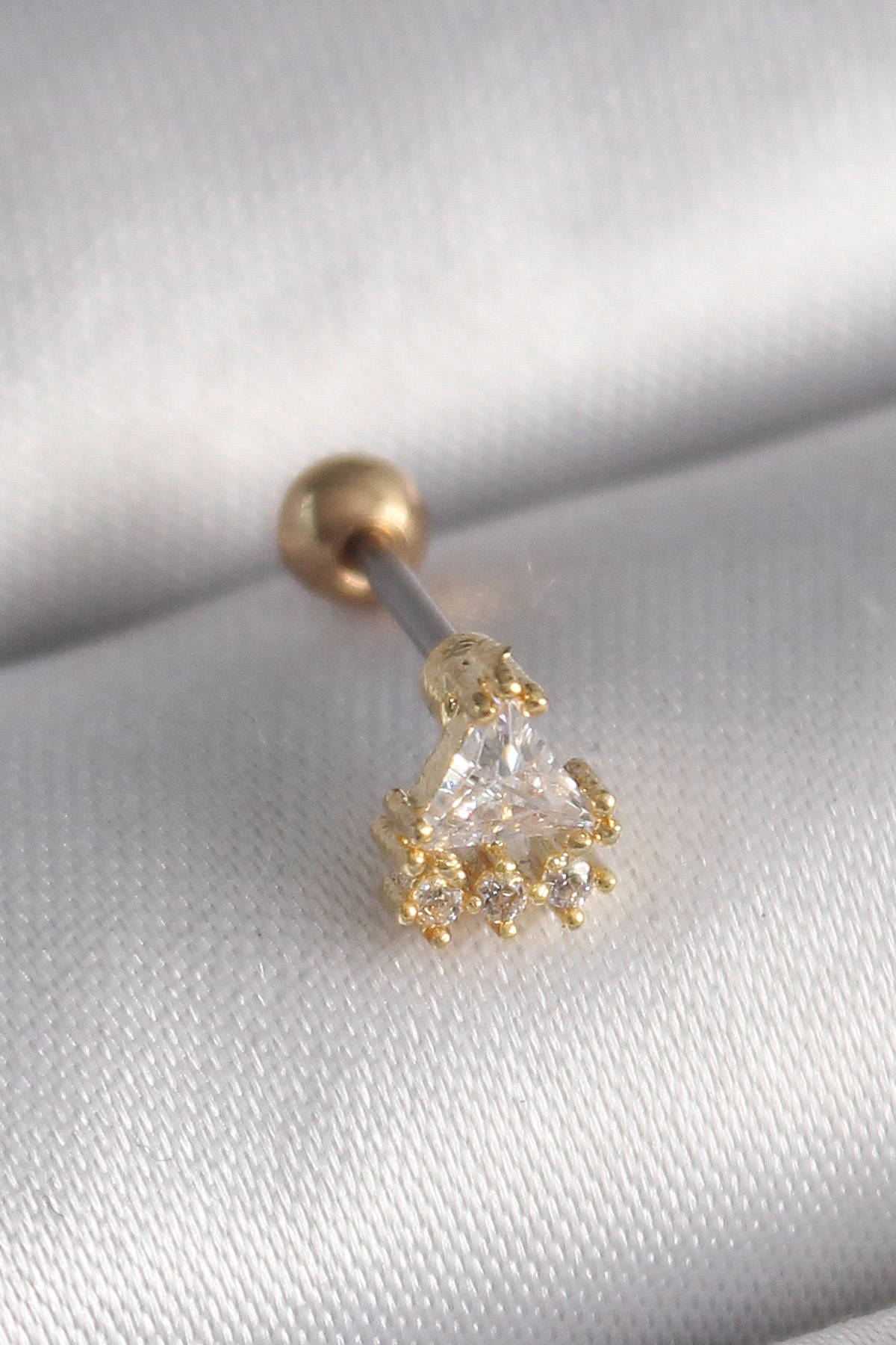 316L Çelik Gold Renk Üçgen Zirkon Taşlı Tragus Piercing - TJ-PR12