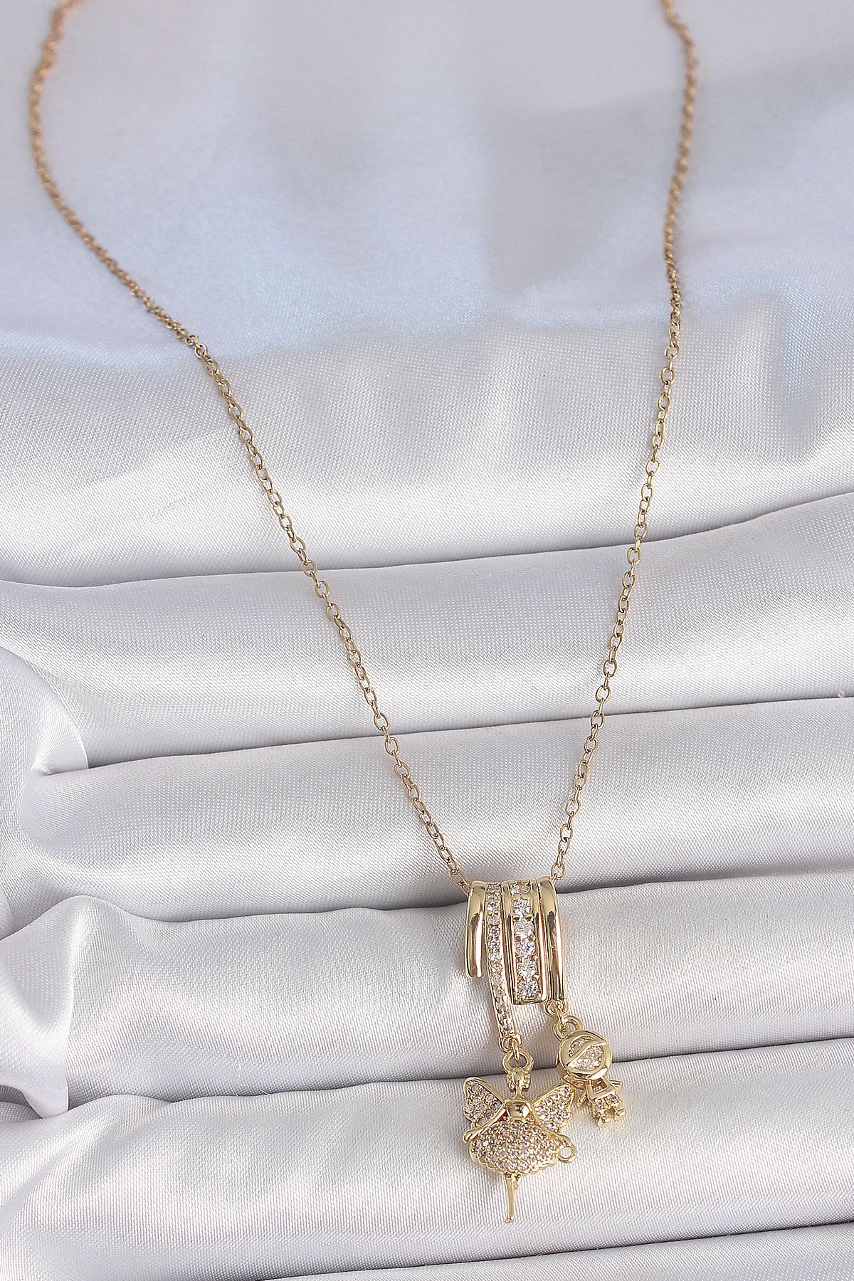 Stillove 316L Çelik Gold Renk Zirkon Taşlı Sallantı Melek Figür Charm Kadı