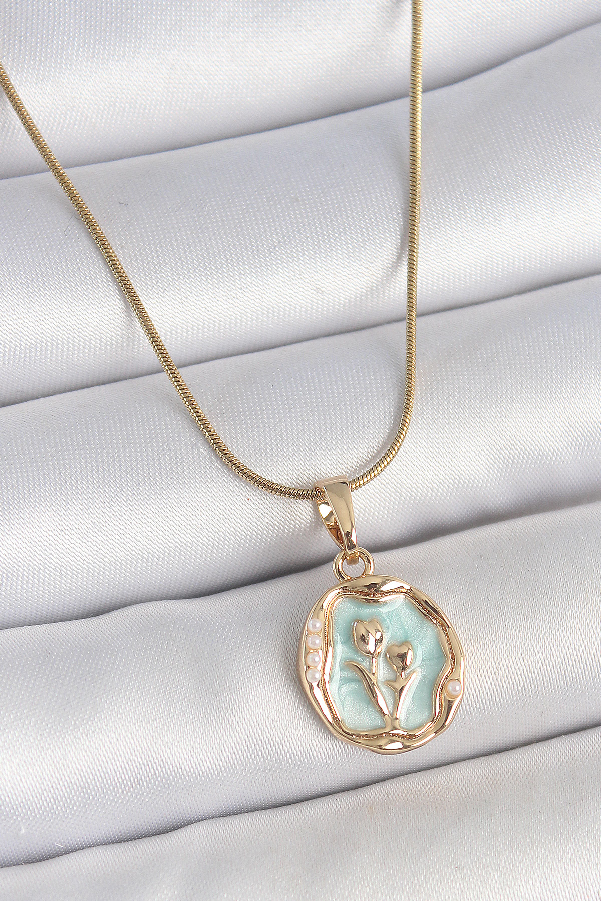 316L Çelik Gold Renk Zincir Turkuaz Mineli Çiçek İşlemeli Portre