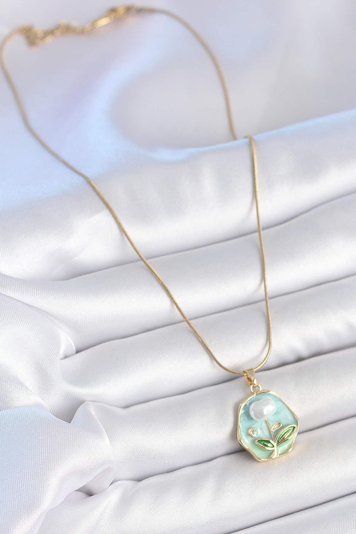 316L Çelik Gold Renk Zincir Mavi Çiçek İşlemeli İnci İşlemeli Por