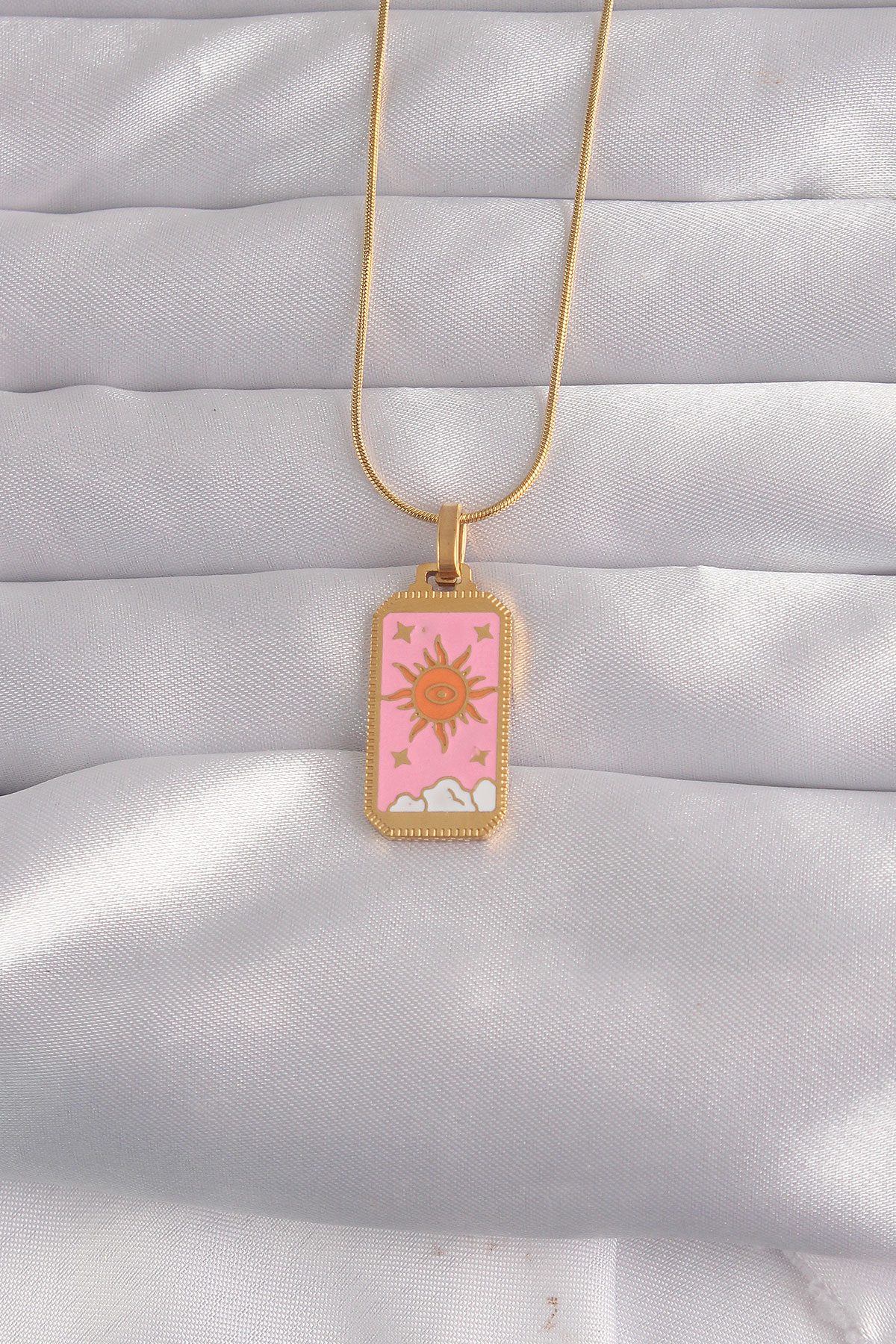 316L Çelik Gold Renk Pembe Mineli Güneş Model Tarot Kolye - TJ-BK