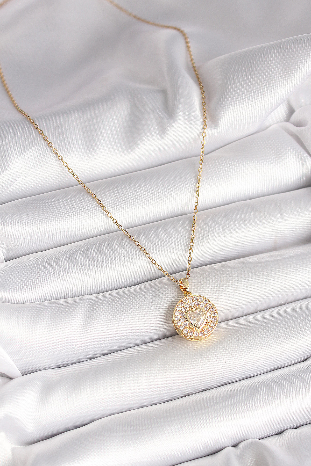 316L Çelik Gold Renk Zincir Madalyon Zirkon Taşlı Kalp Model Kadı