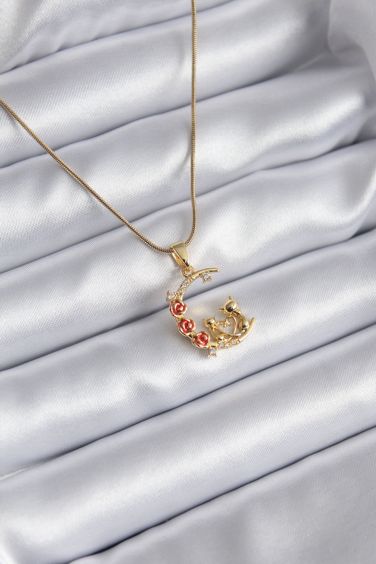 316L Çelik Gold Renk Hilal Kedi Model Zirkon Taşlı Detay Kadın Ko