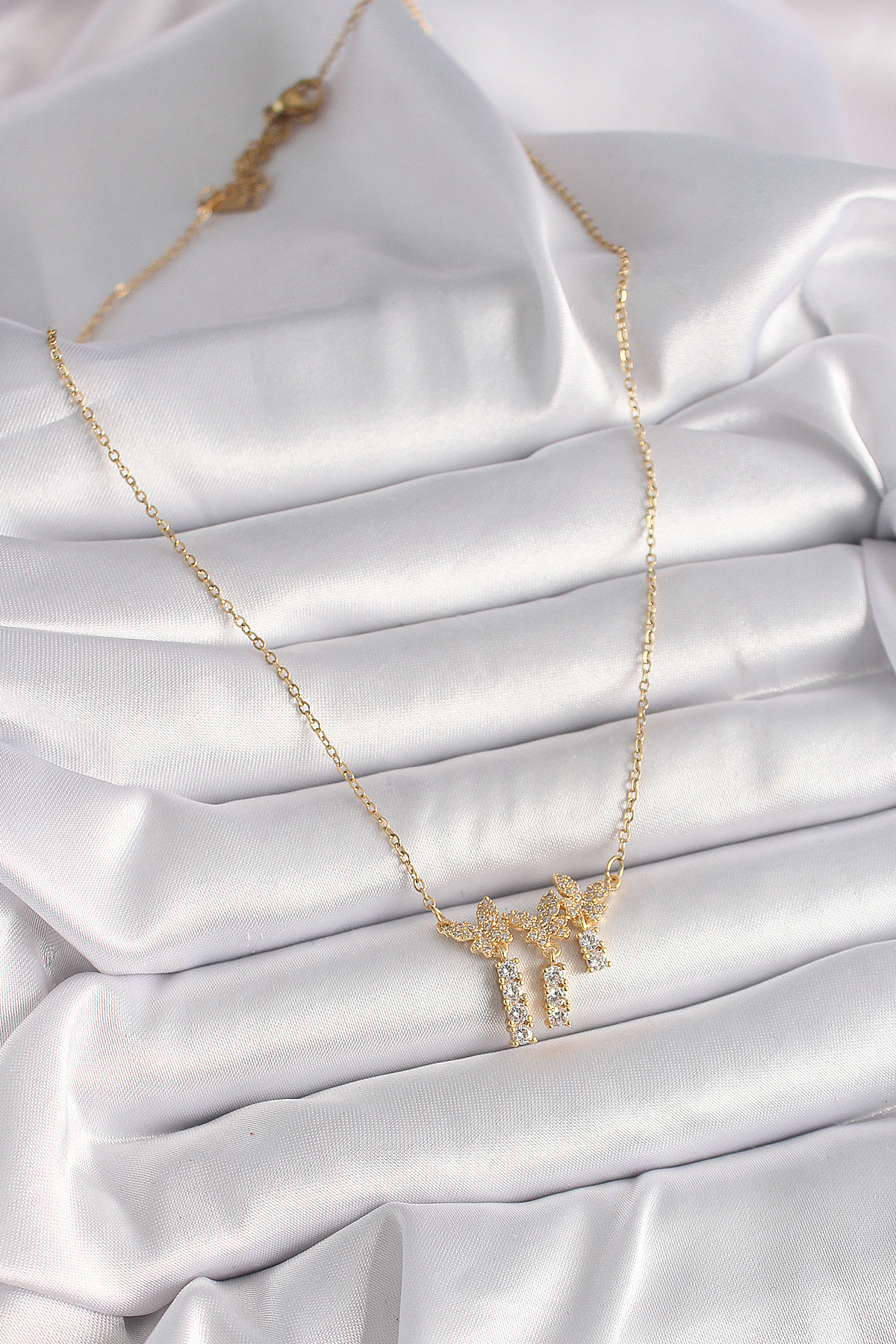 316L Çelik Gold Renk Zincir Zirkon Taşlı Kelebek Model Sallantı D