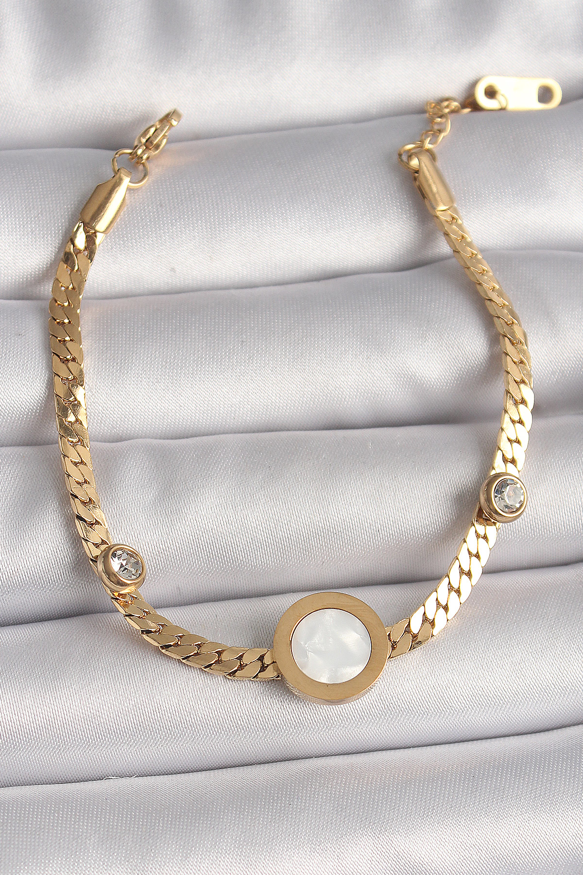 316L Çelik Gold Renk Yassı Zincir Model Zirkon Taş Detaylı Beyaz 