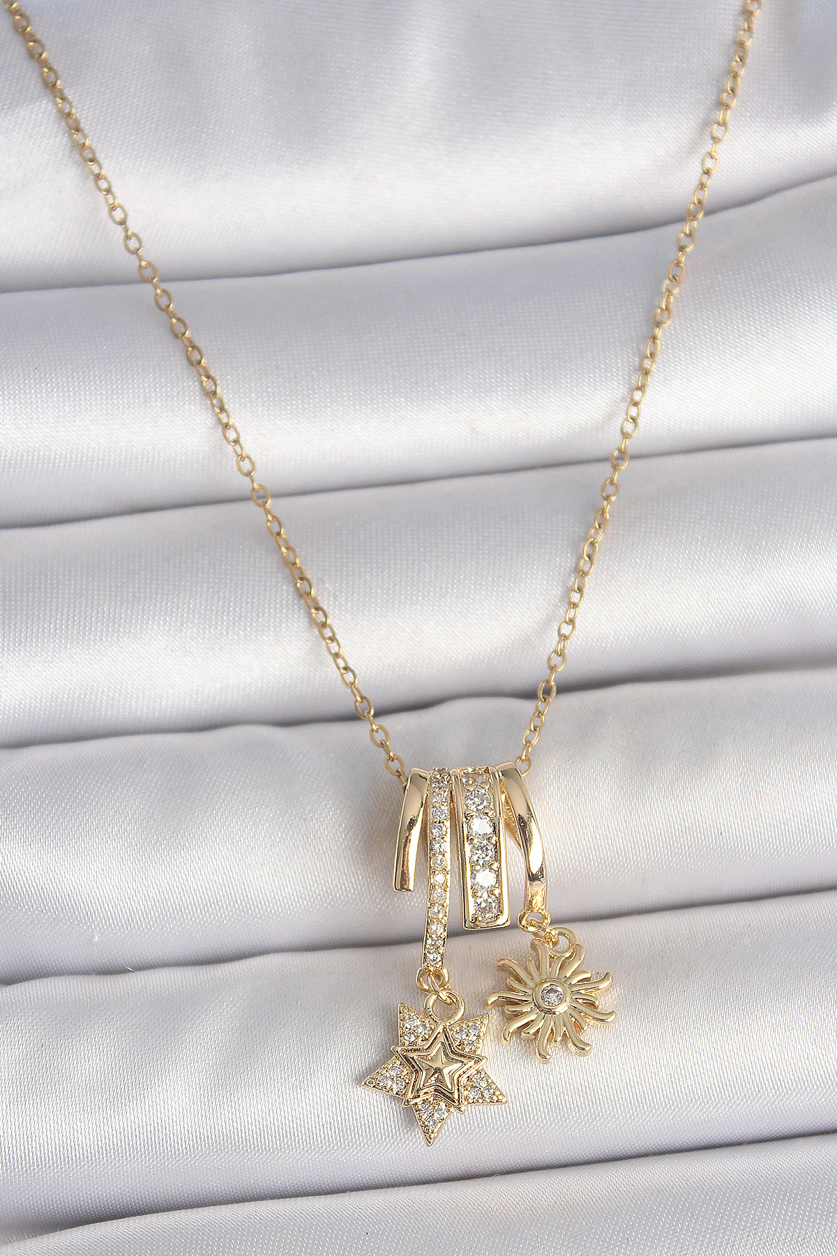 316L Çelik Gold Renk Sallantı Zirkon Taşlı Yıldız Güneş Figür Cha