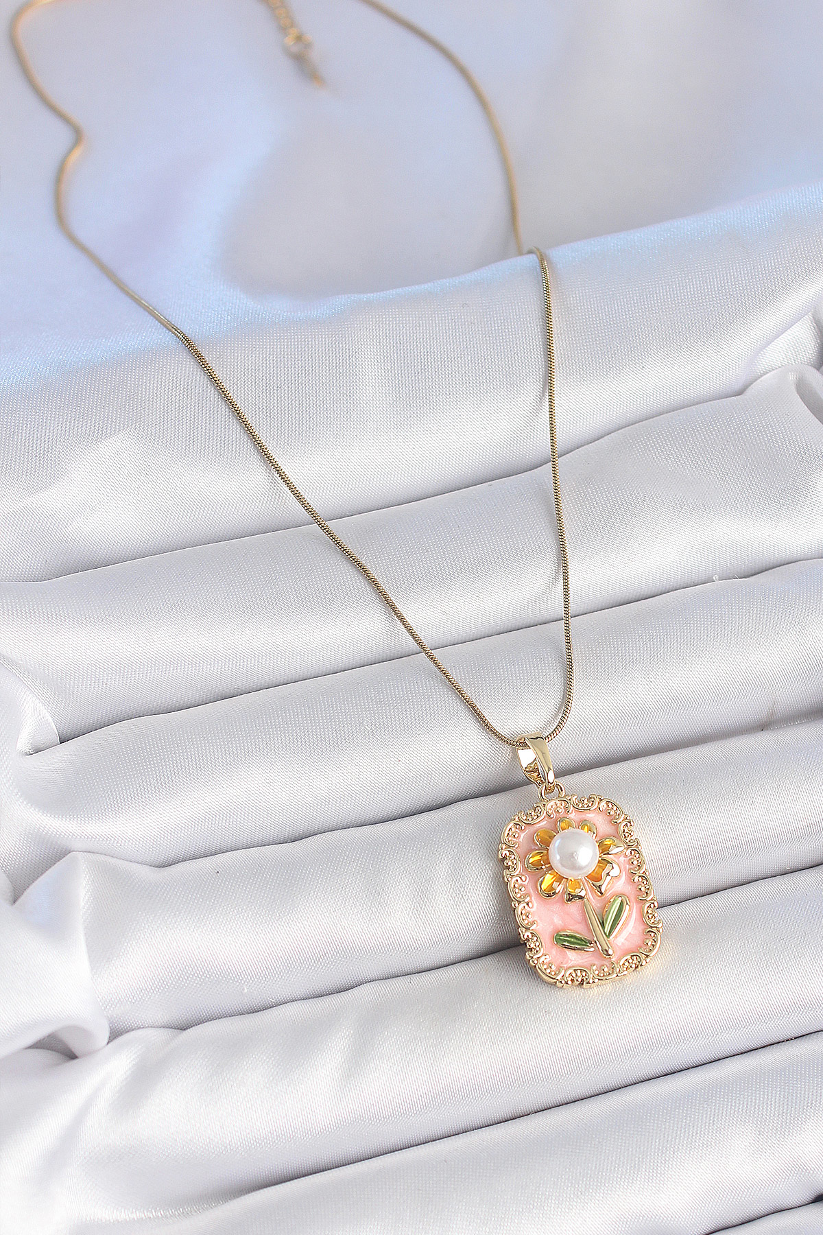 316L Çelik Gold Renk Zincir Pembe Mineli İncli Papatya Model Port