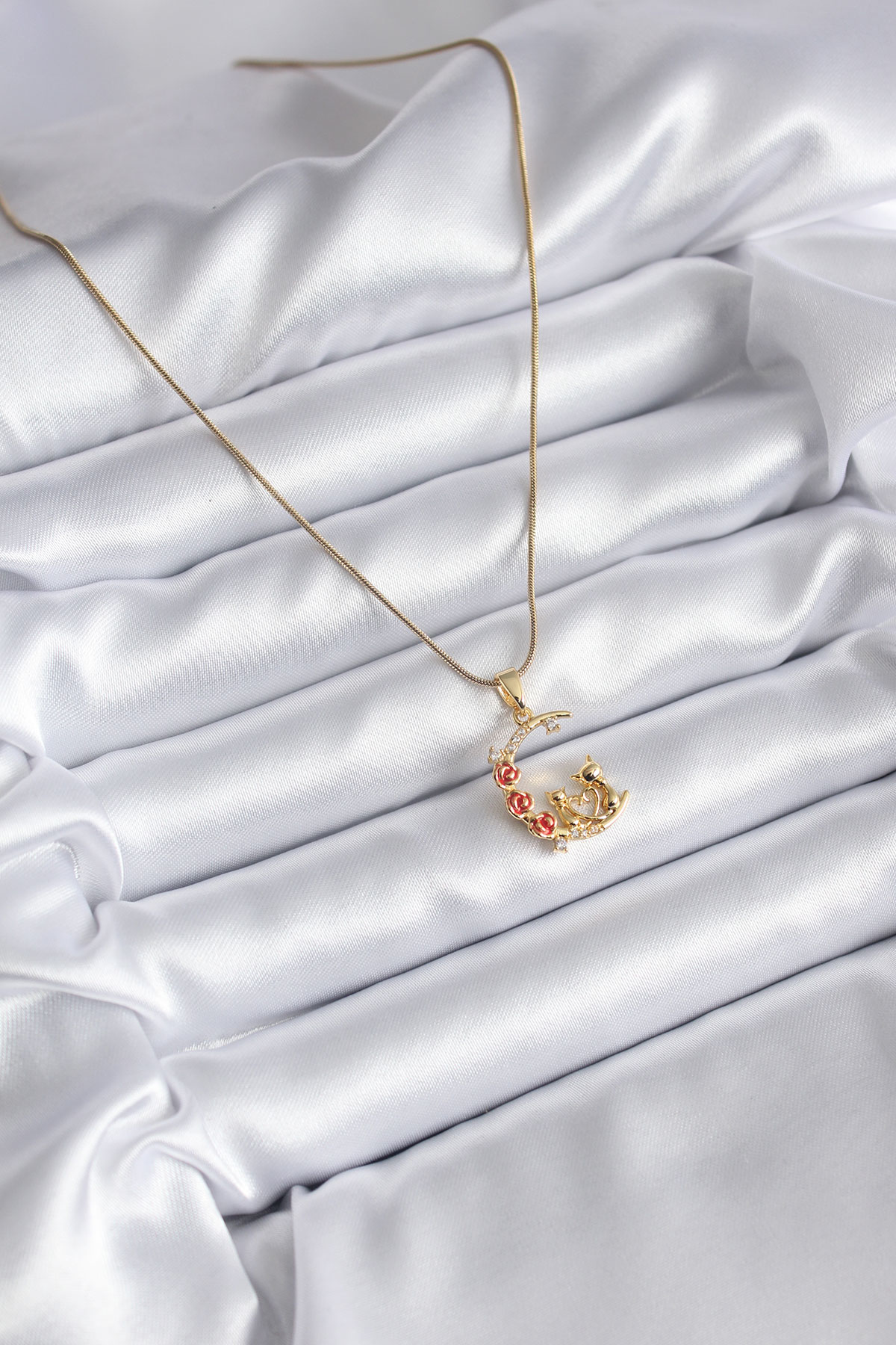 316L Çelik Gold Renk Hilal Kedi Model Zirkon Taşlı Detay Kadın Ko