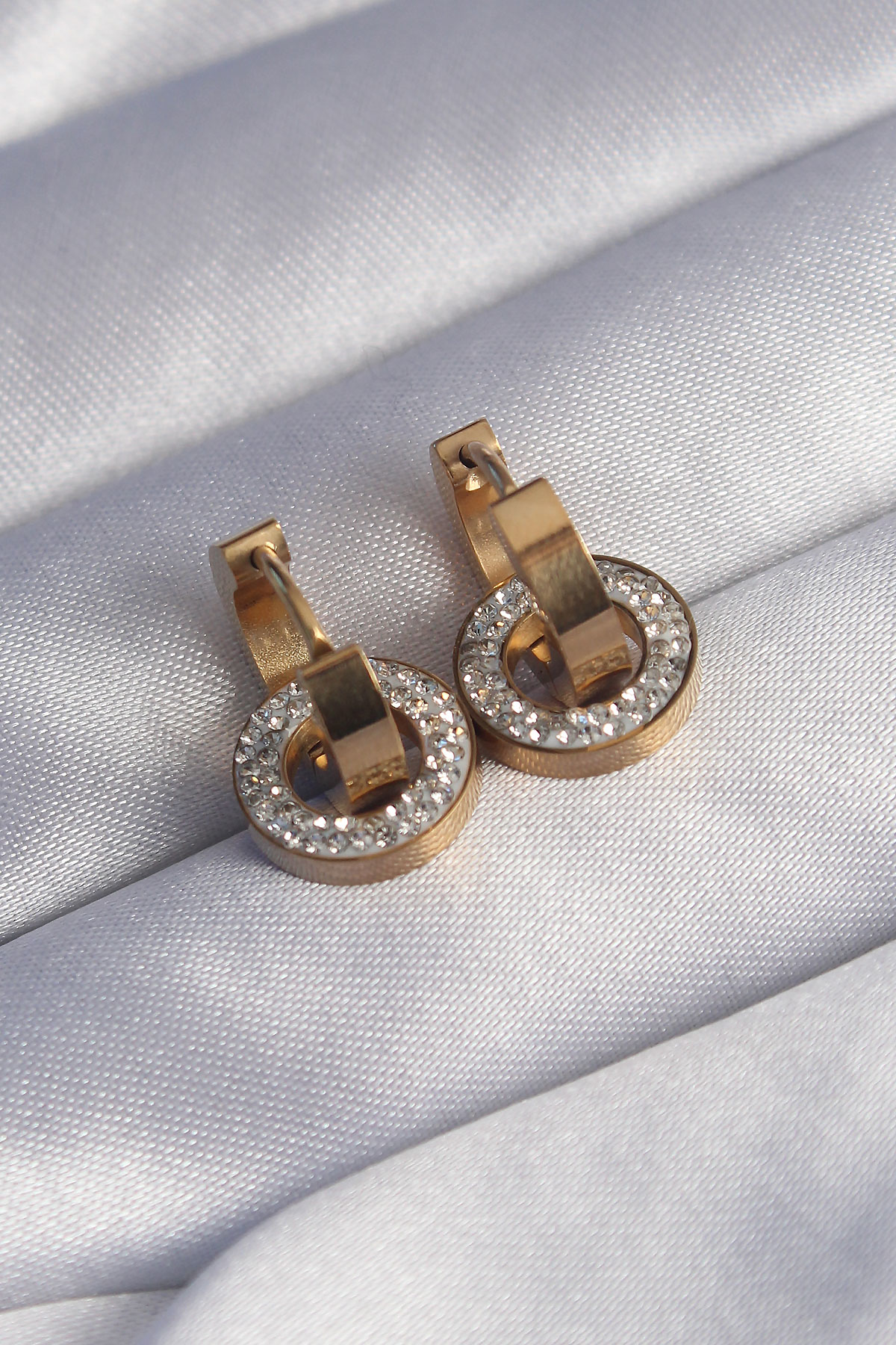 316L Çelik Gold Renk Zirkon Taşlı İç İçe Geçmeli Oval Küpe - TJ-B