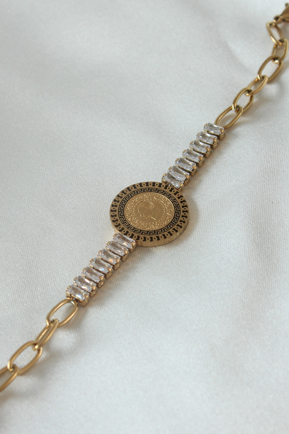 316L Çelik Gold Renk Tam Altın Modelli Zirkon Taşlı Kadın Bilekli