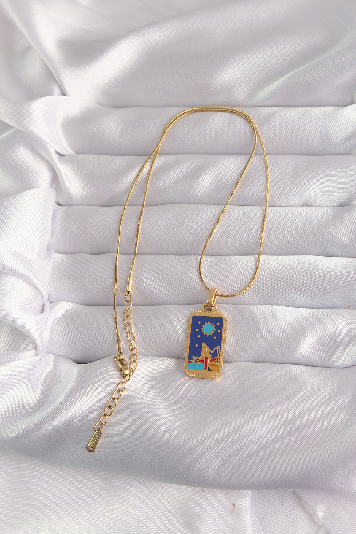 316L Çelik Gold Renk Mavi Mineli Kız Figür Tarot Kolye - TJ-BKO90
