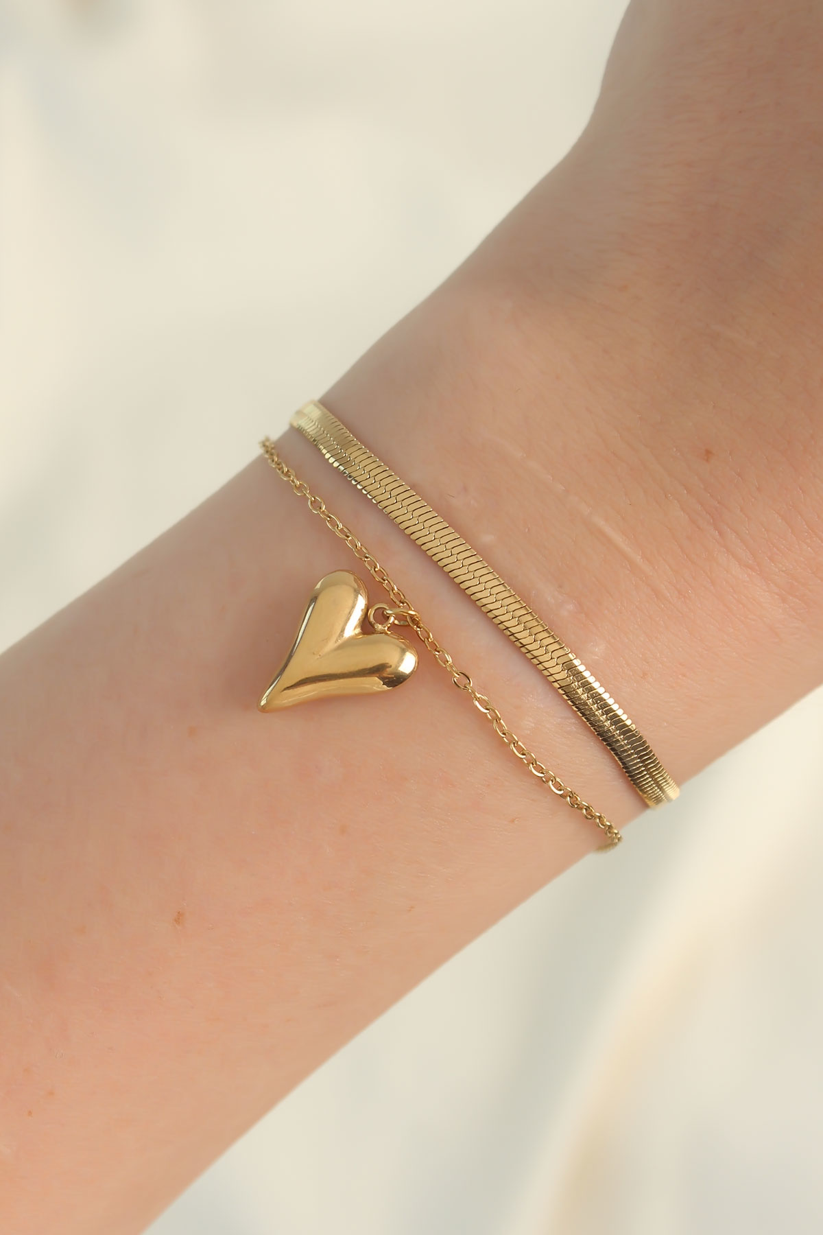 Stillove 316L Çelik Gold Renk İtalyan Zincirli Kalp Model Bileklik Sl7904