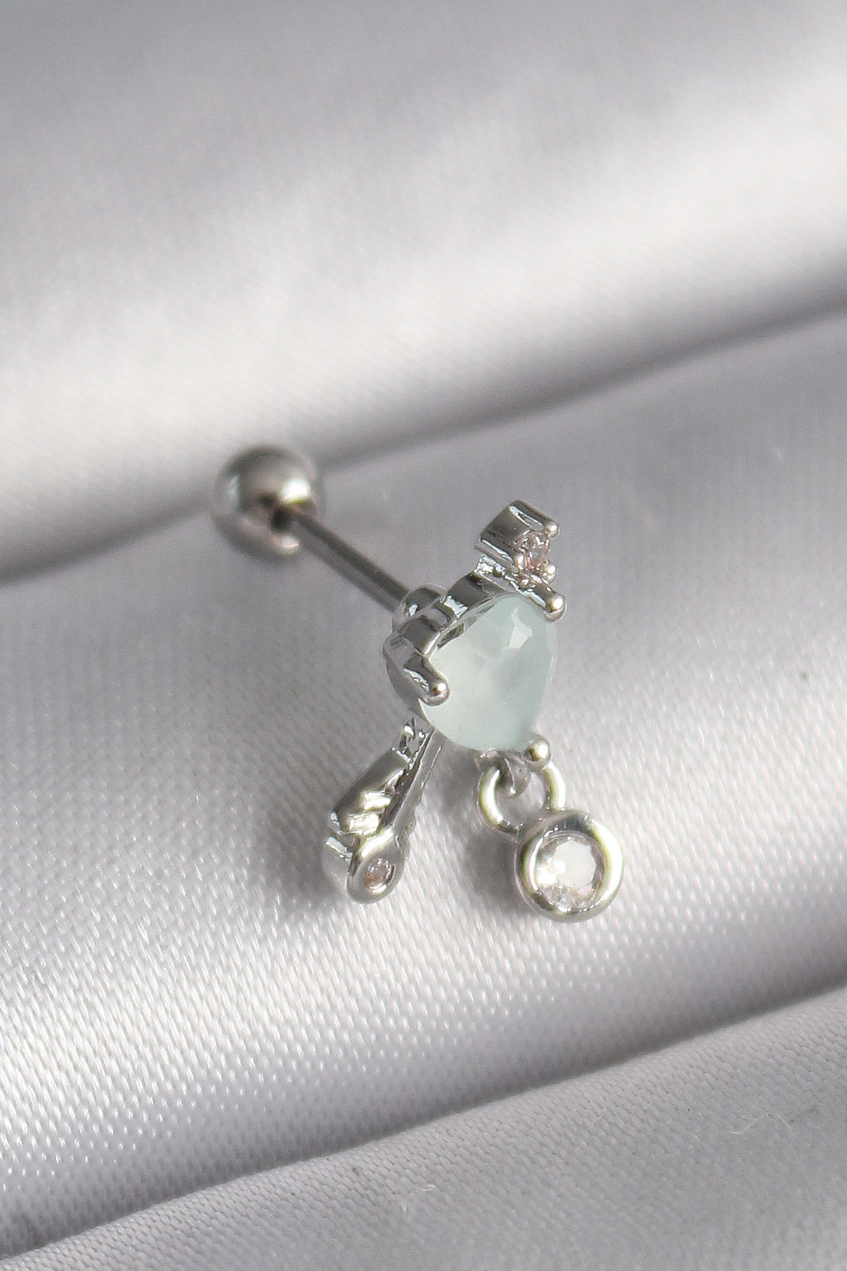 316L Çelik Gümüş Renk Beyaz Minelik Kalp Sallantı Zirkon Taş Deta