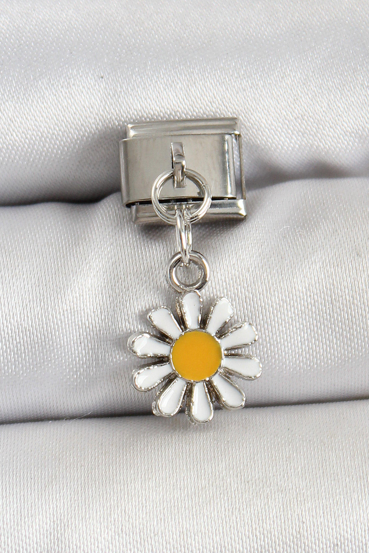 316L Çelik Gümüş Renk Papatya Model Nomination Charm - TJ-BC1486