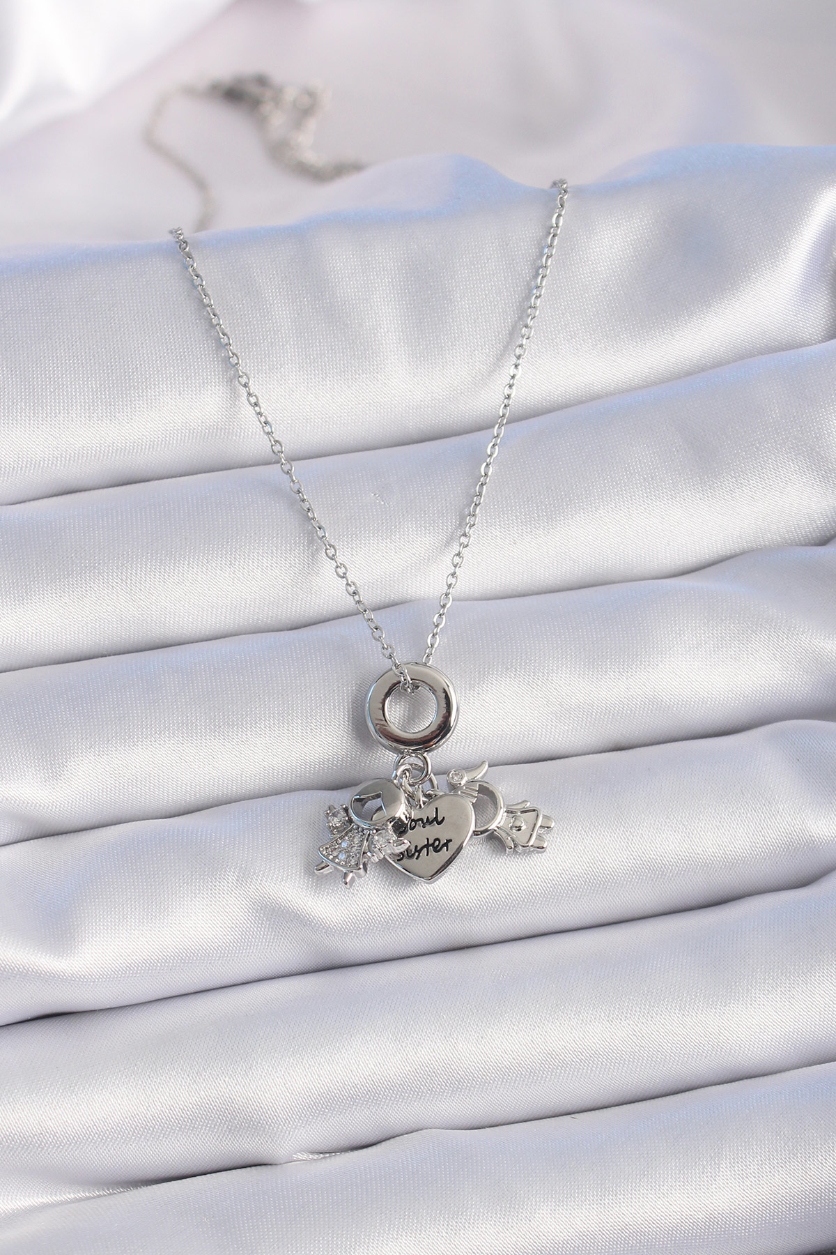 Stillove 316L Çelik Gümüş Renk Zirkon Taş Detay Çocuk Figür Charm Model Ka