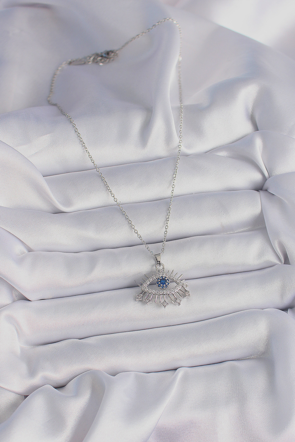 316L Çelik Gümüş Renk Zincir Zirkon Taşlı Göz Model Kadın Kolye -