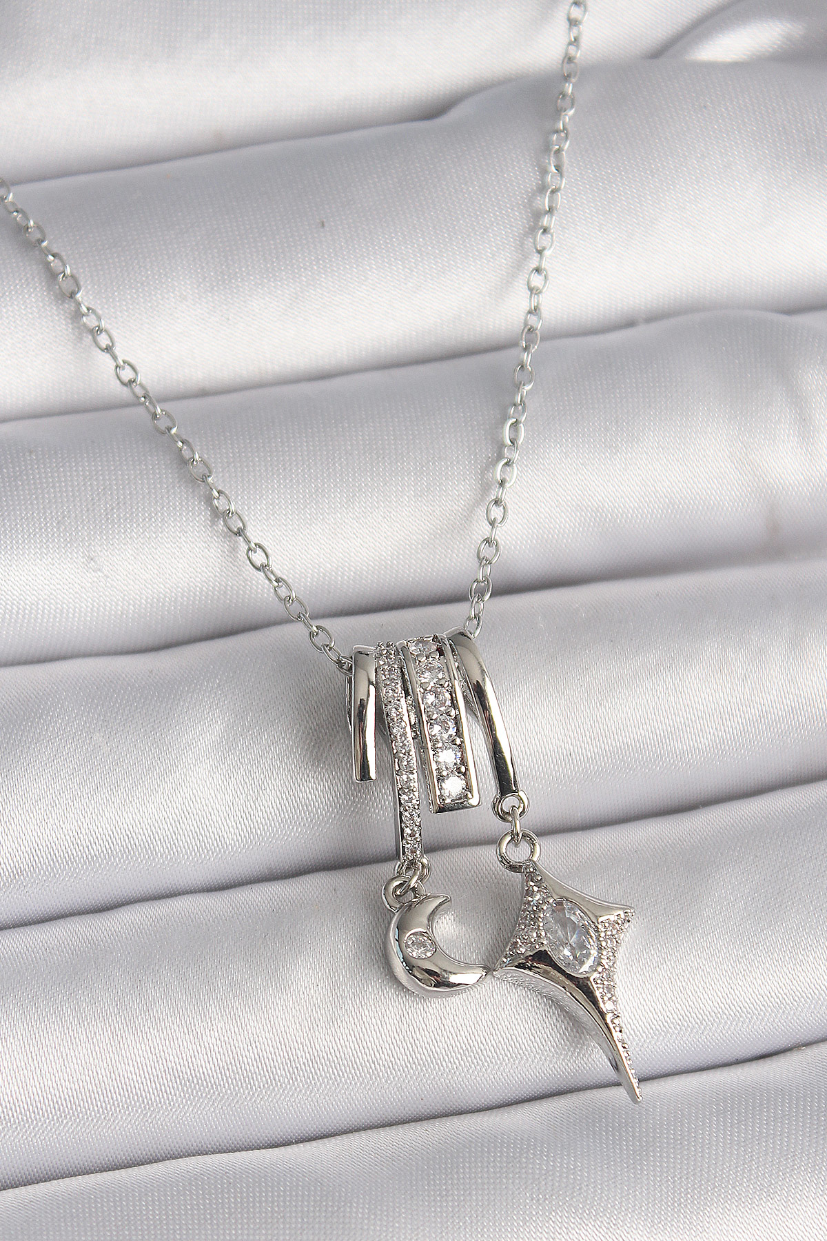 316L Çelik Gümüş Renk Zincir Zirkon Taşlı Sallantı Hilal Yılıdız