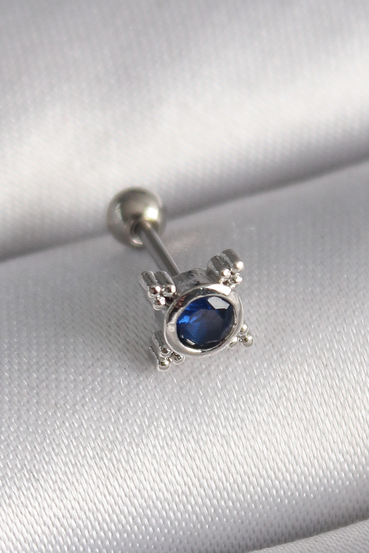 316L Çelik Gümüş Renk Mavi Zirkon Taşlı Tragus Piercing - TJ-PR12